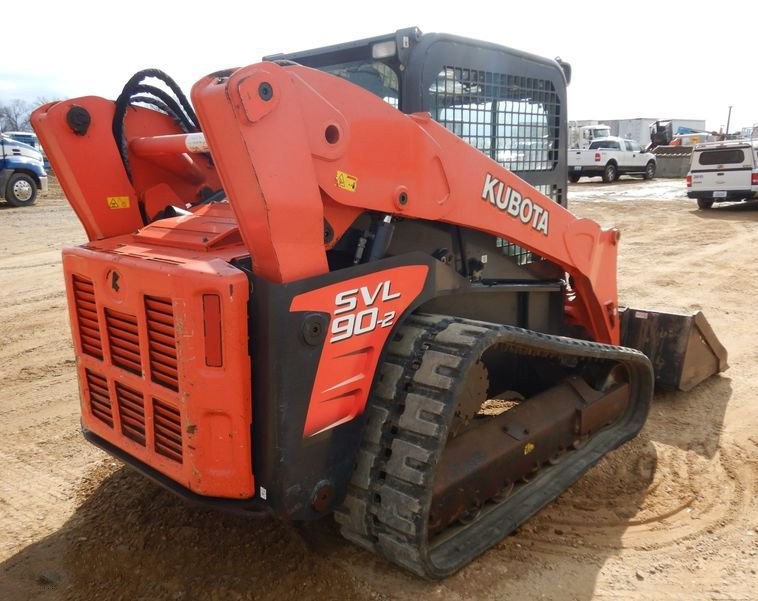 gallery 2014 Kubota SVL90-2 tracked skid steer loader