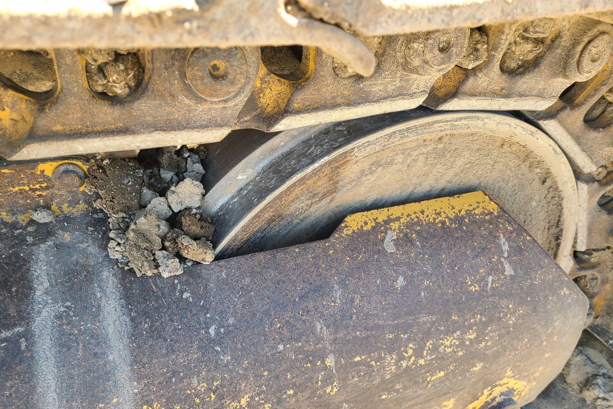 gallery 2018 Caterpillar 963K track loader