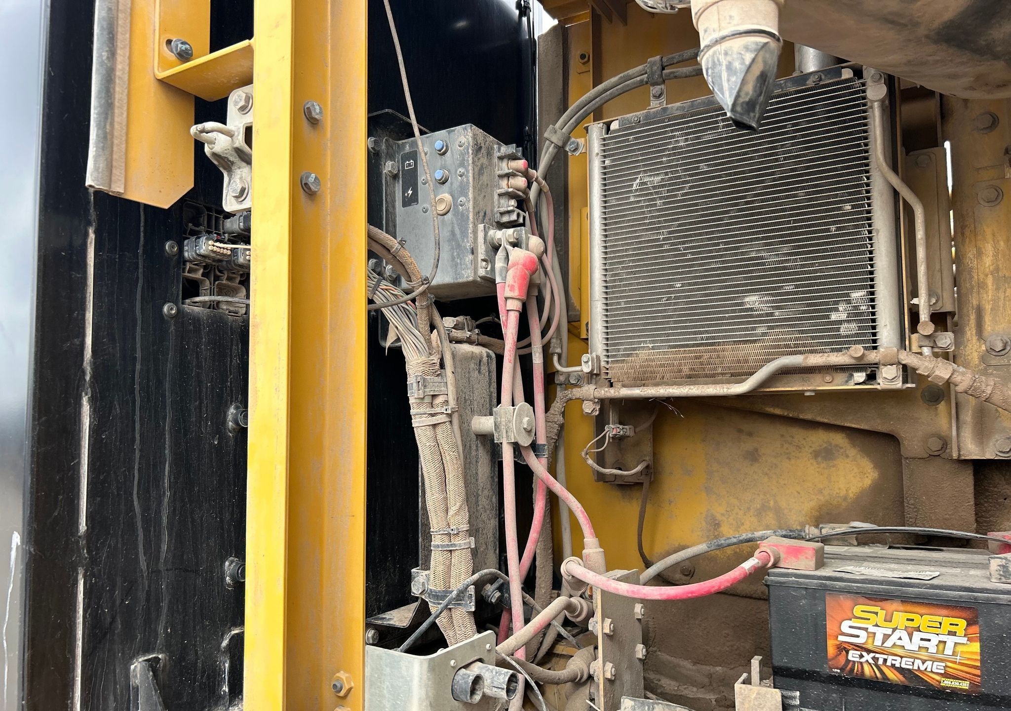 gallery 2013 Caterpillar 349E L excavator
