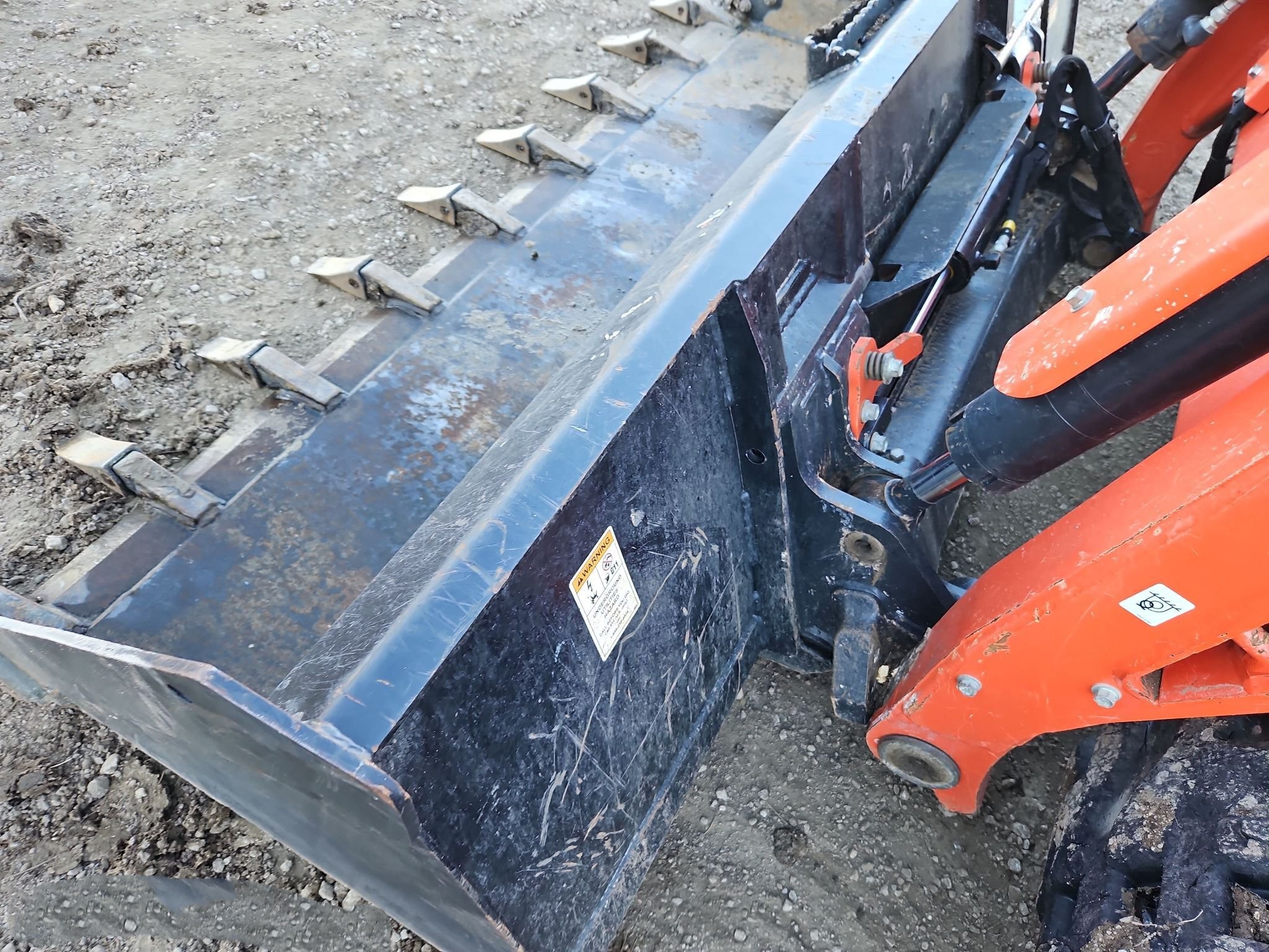 gallery 2022 Kubota SVL97-2 tracked skid steer loader