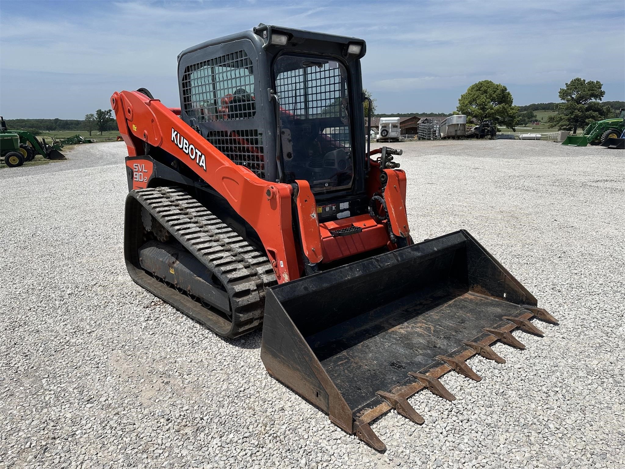 gallery 2016 Kubota SVL90-2 Skid Steer