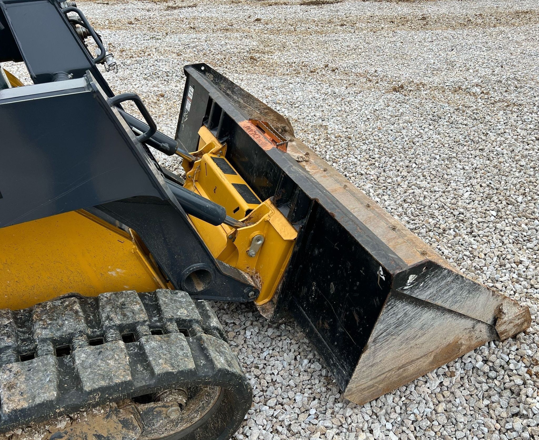 gallery 2022 John Deere 325G tracked skid steer loader