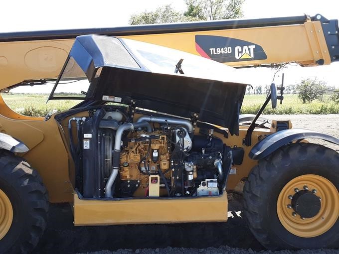 gallery 2016 Caterpillar TL943D 4x4x4 Telehandler