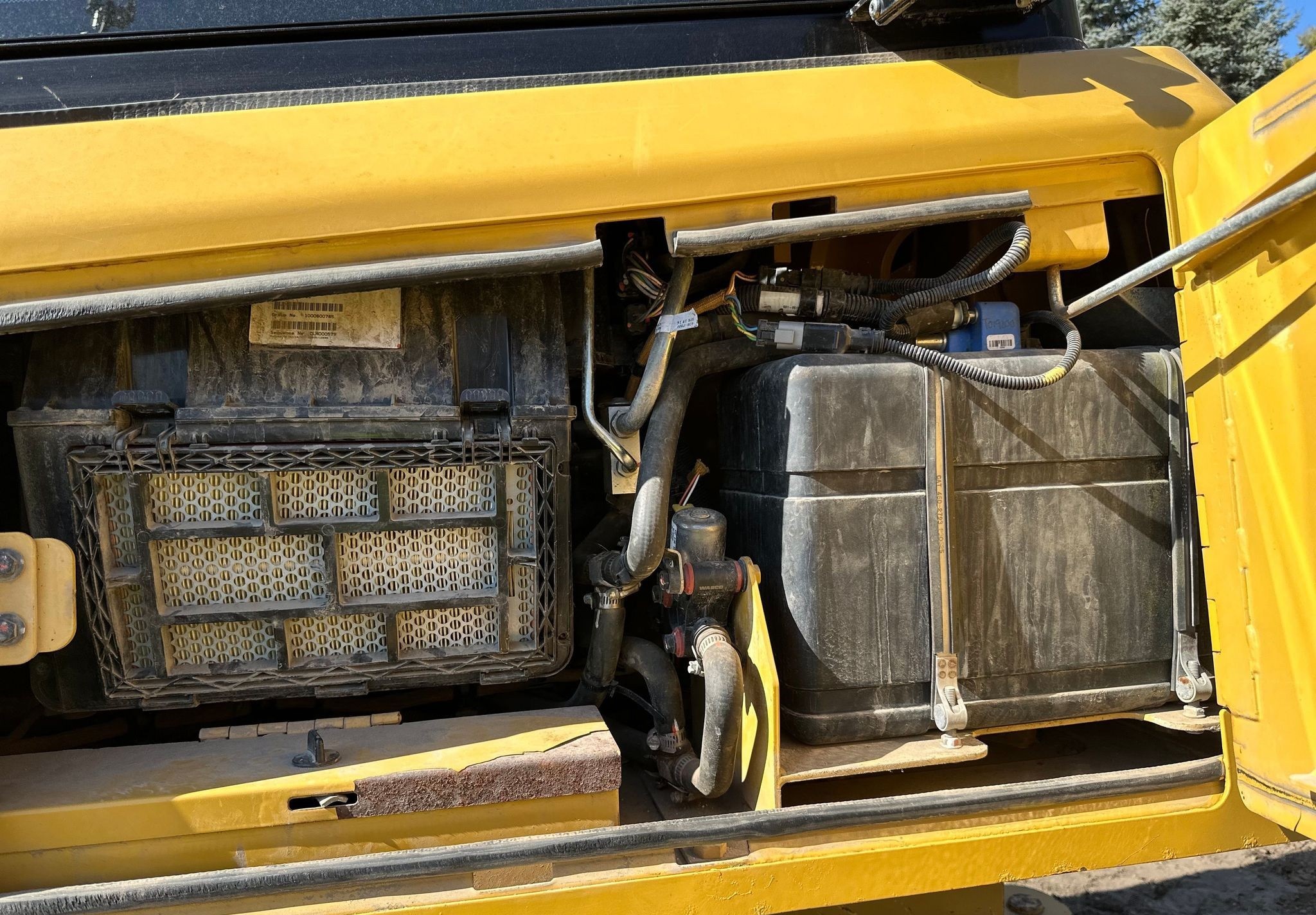gallery 2016 Caterpillar D6K2 LGP dozer