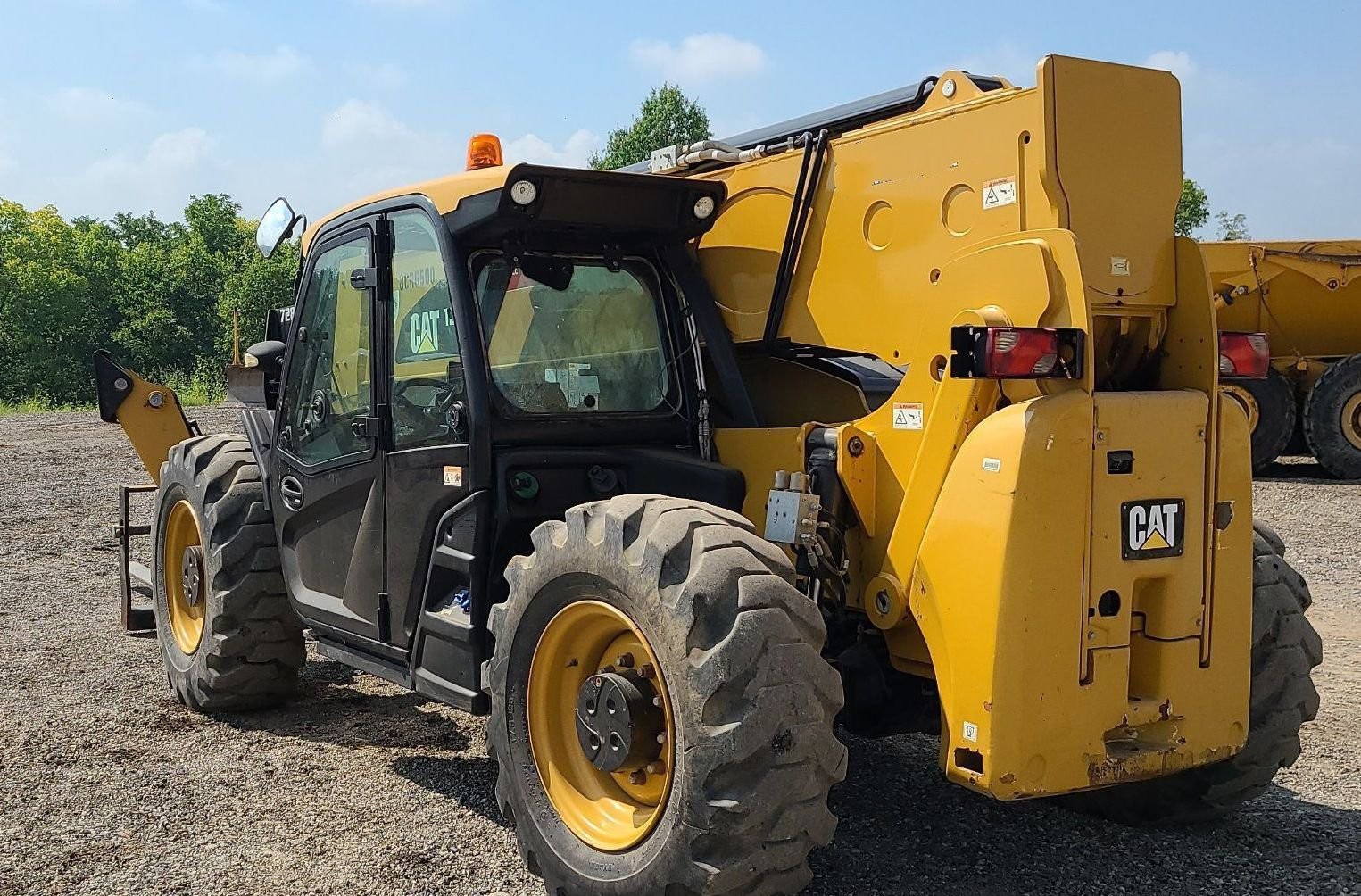 gallery 2017 Caterpillar TL1255D telehandler