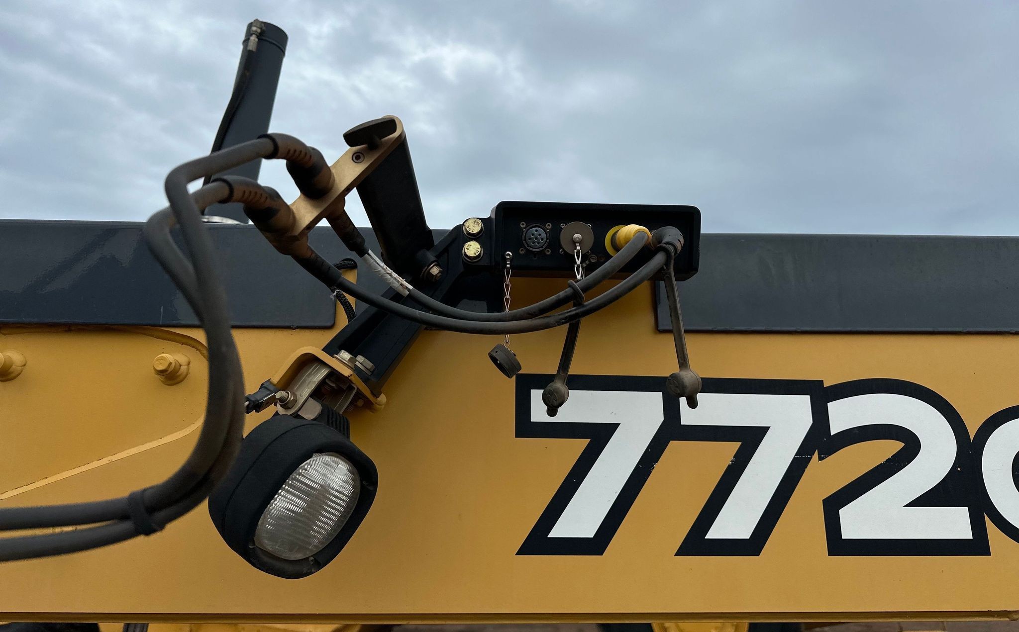 gallery 2013 John Deere 772GP motor grader