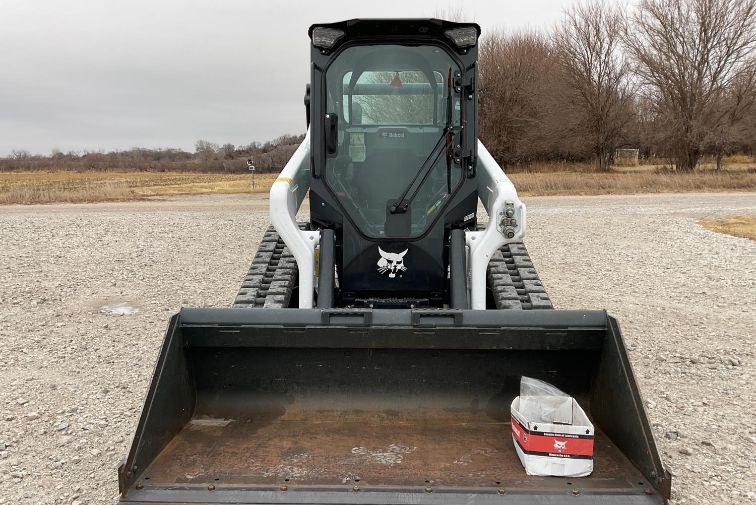 gallery 2021 Bobcat T76 R-Series Compact Track Loader