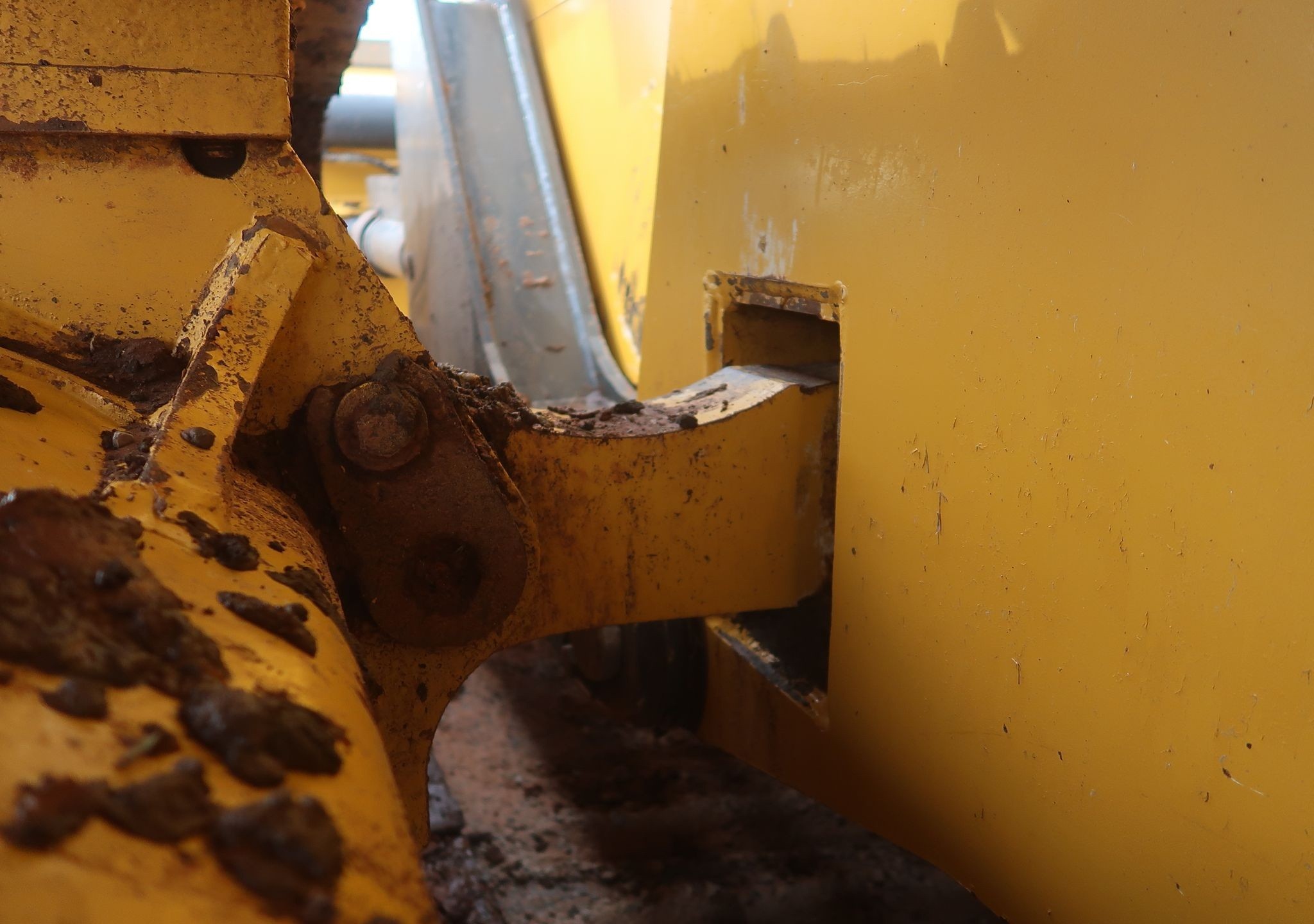 gallery 2015 John Deere 750K WLT dozer