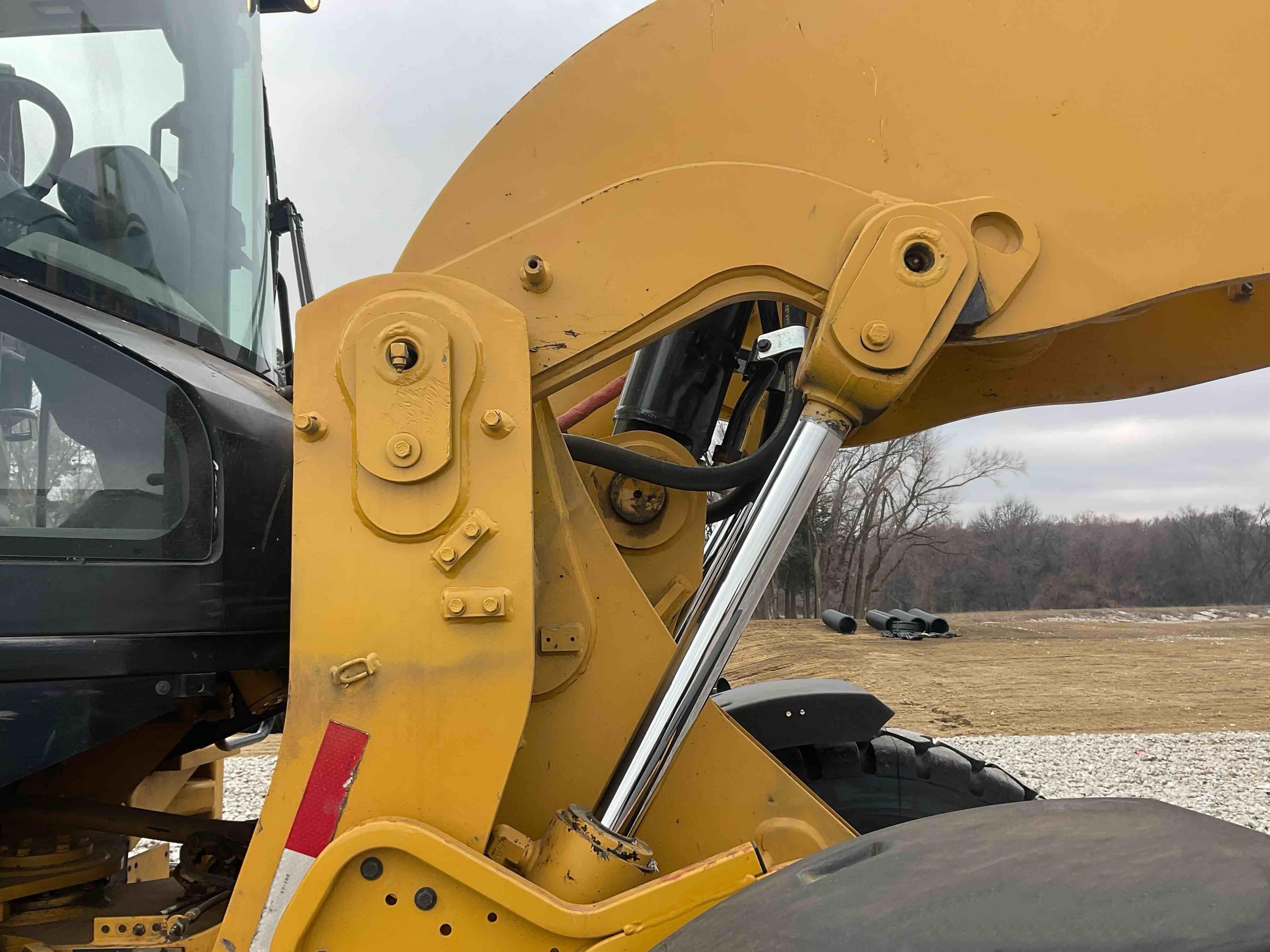 gallery 2016 Caterpillar 938M Wheel Loader