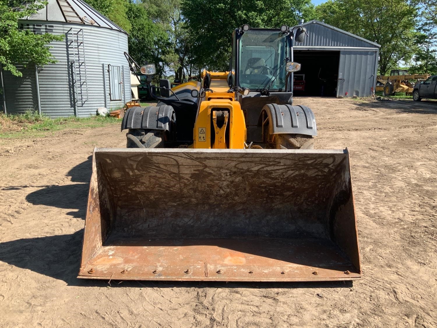 gallery 2017 Jcb 560-80AGS 4x4x4 Telehandler