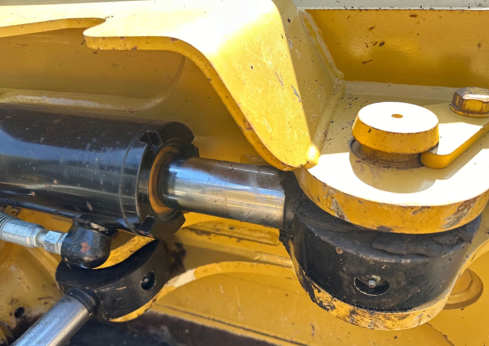 gallery 2016 Caterpillar D6K2 LGP dozer
