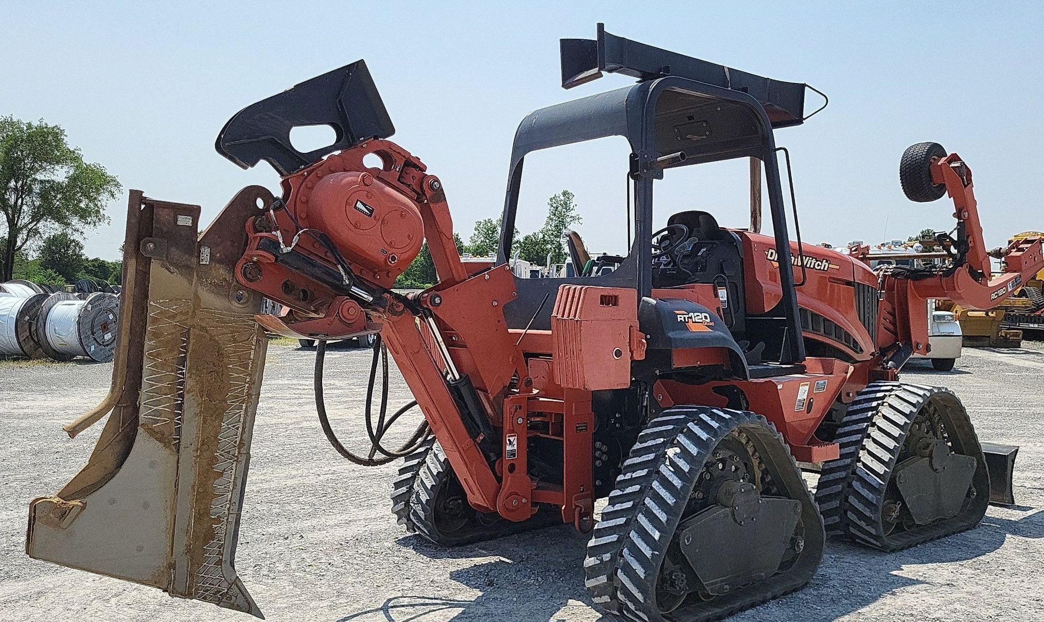 gallery 2012 Ditch Witch RT120 Quad vibratory cable plow
