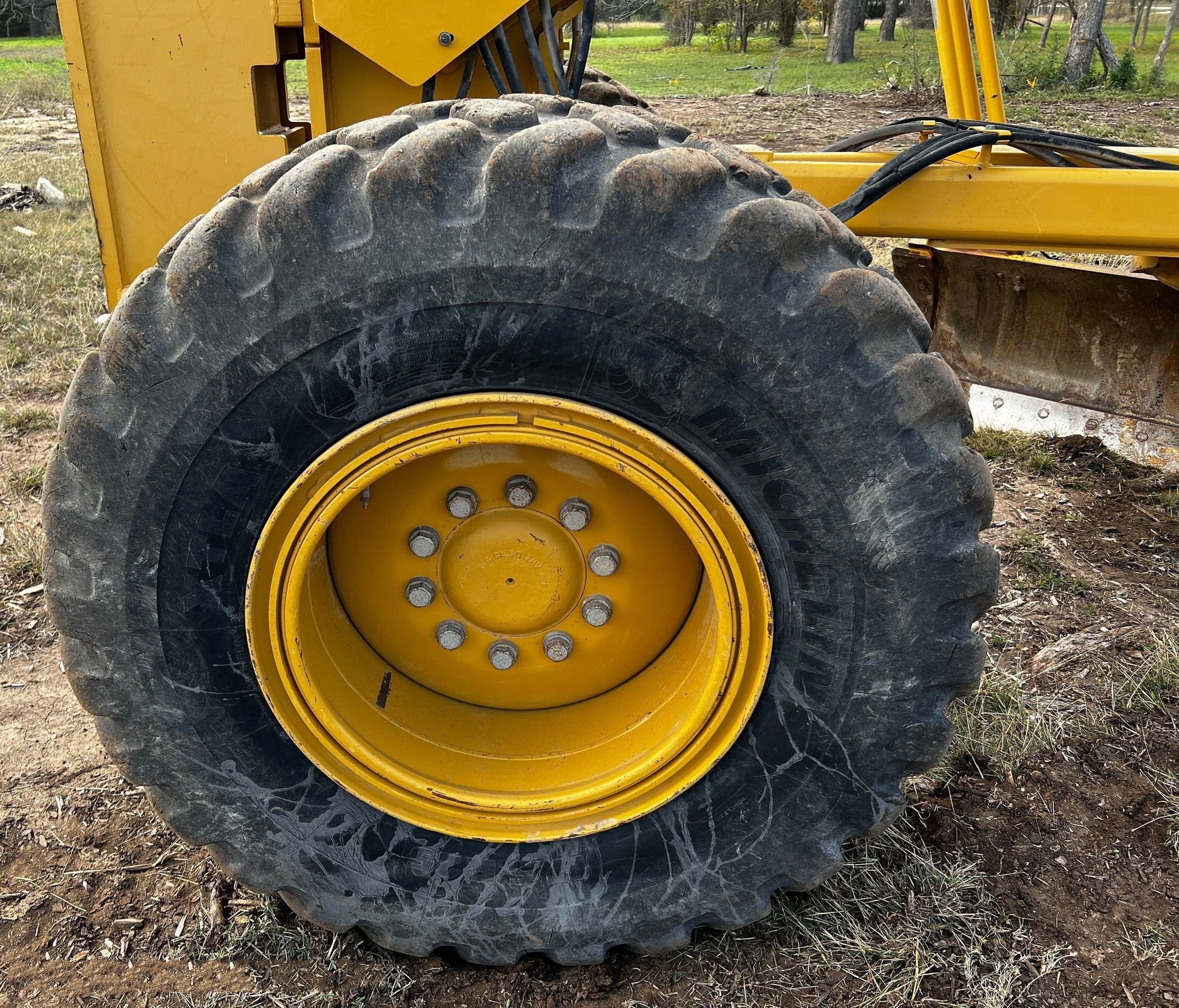 gallery 2012 Caterpillar 140M2 VHP Plus motor grader
