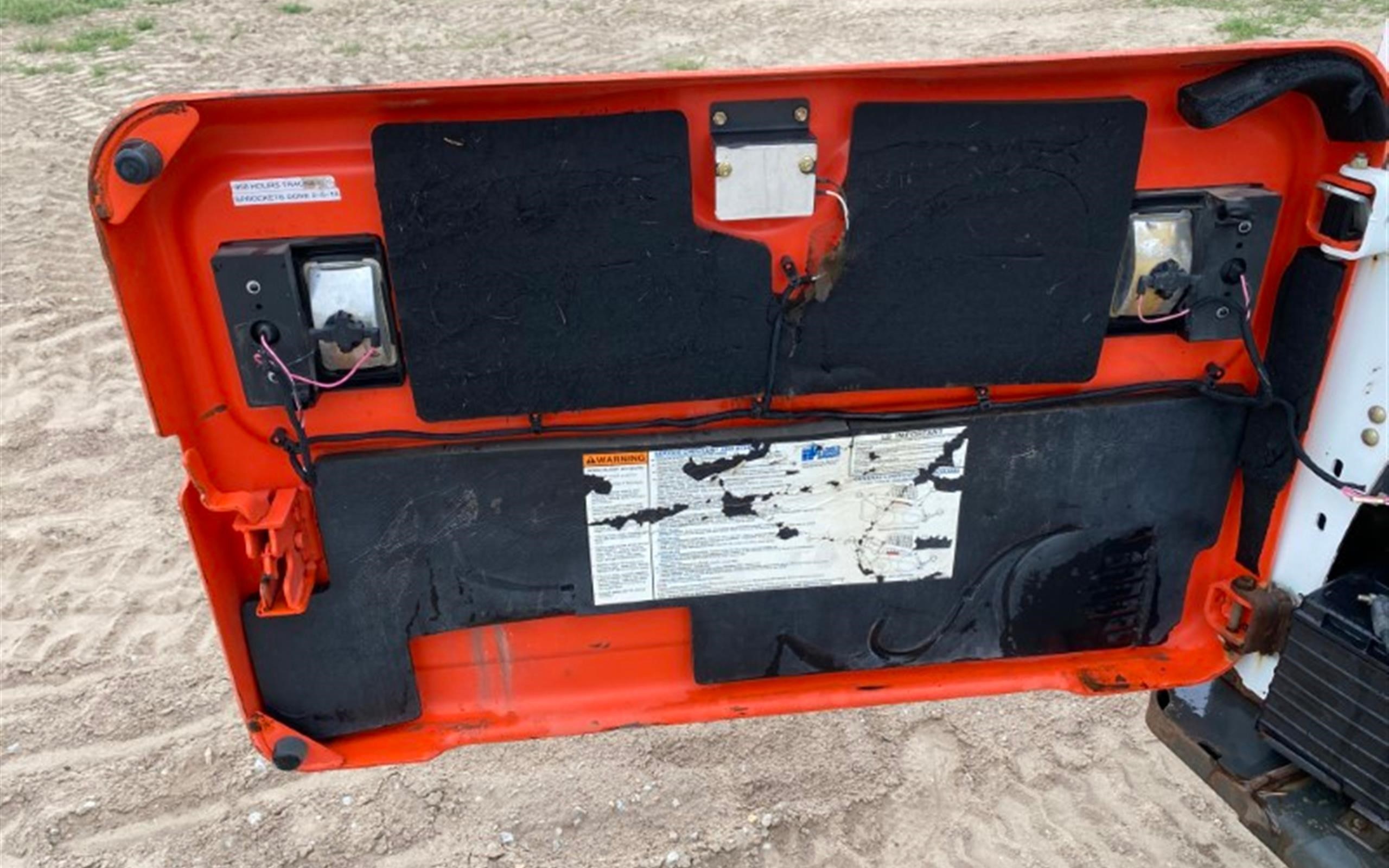 gallery 2015 Bobcat T770 Compact Track Loader