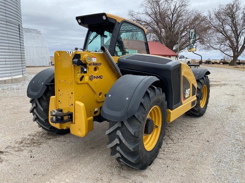gallery 2019 Caterpillar TH408D 4x4x4 Handler