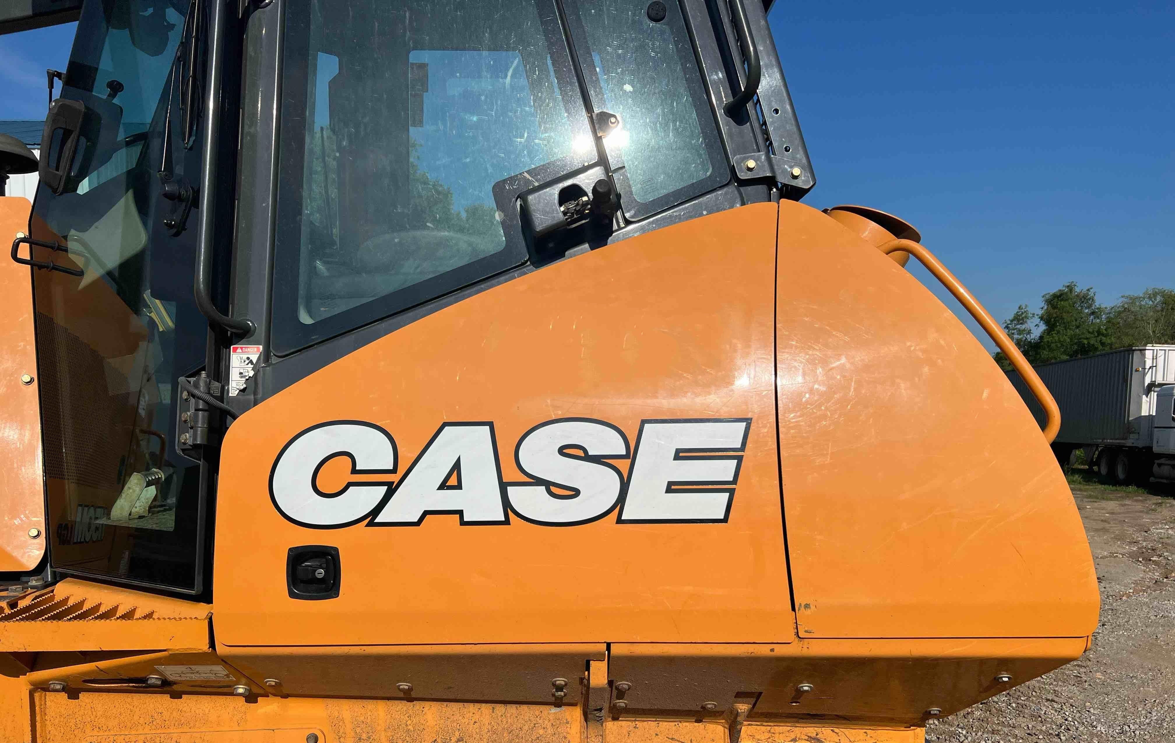 gallery 2017 Case 1150M LGP Crawler Dozer