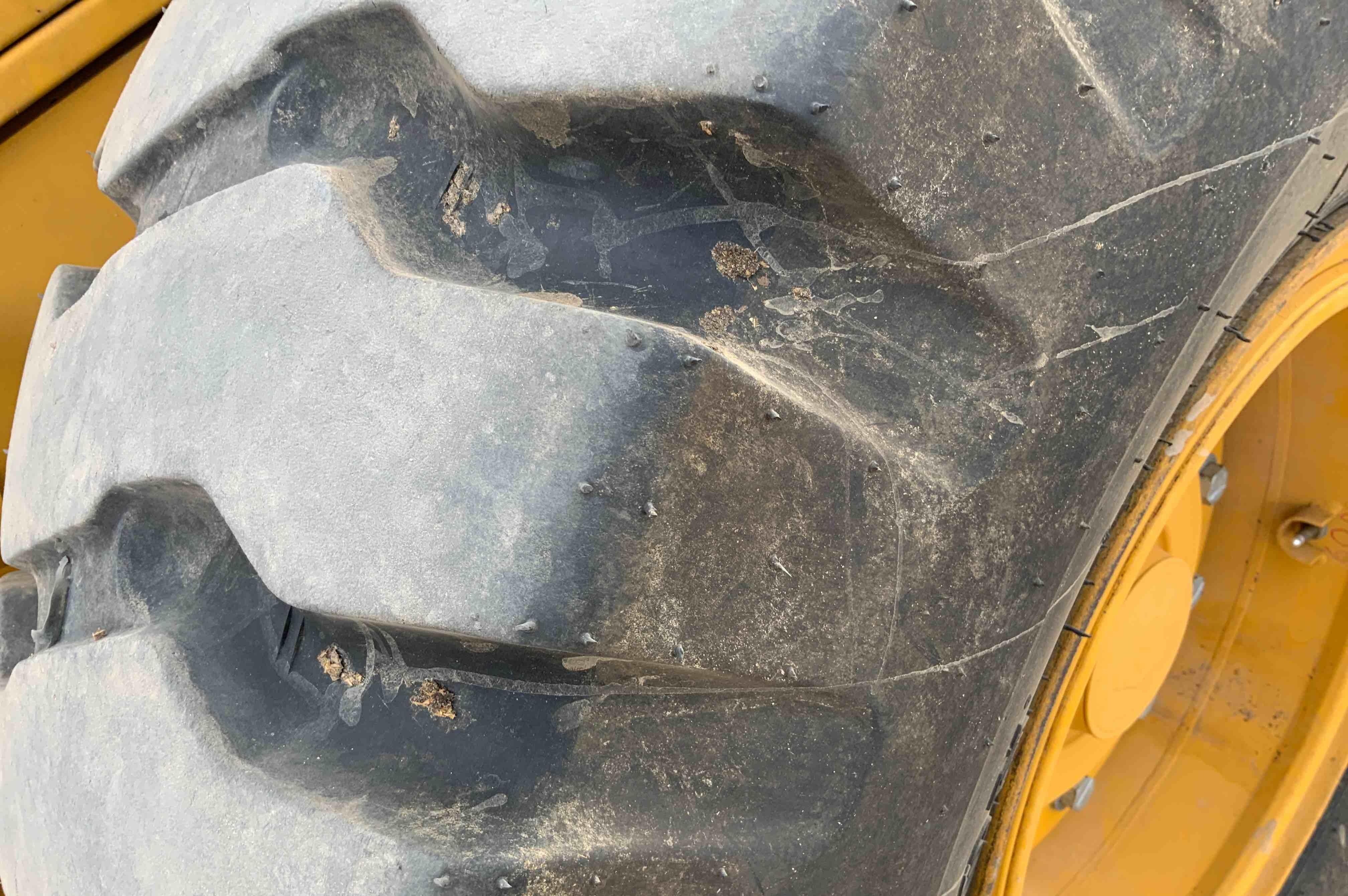 gallery John Deere 444K High Lift Wheel Loader