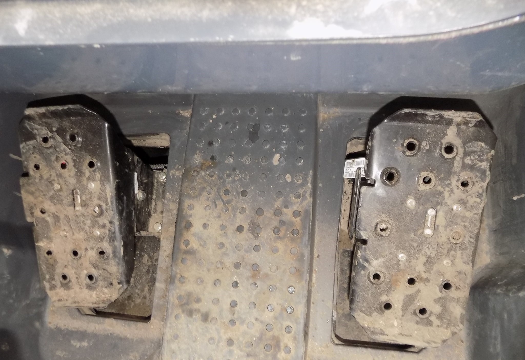 gallery 2019 John Deere 333G tracked skid steer loader1