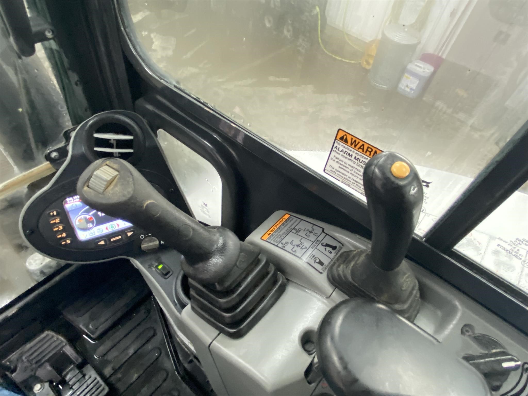 gallery 2018 BOBCAT E55 Mini Excavator