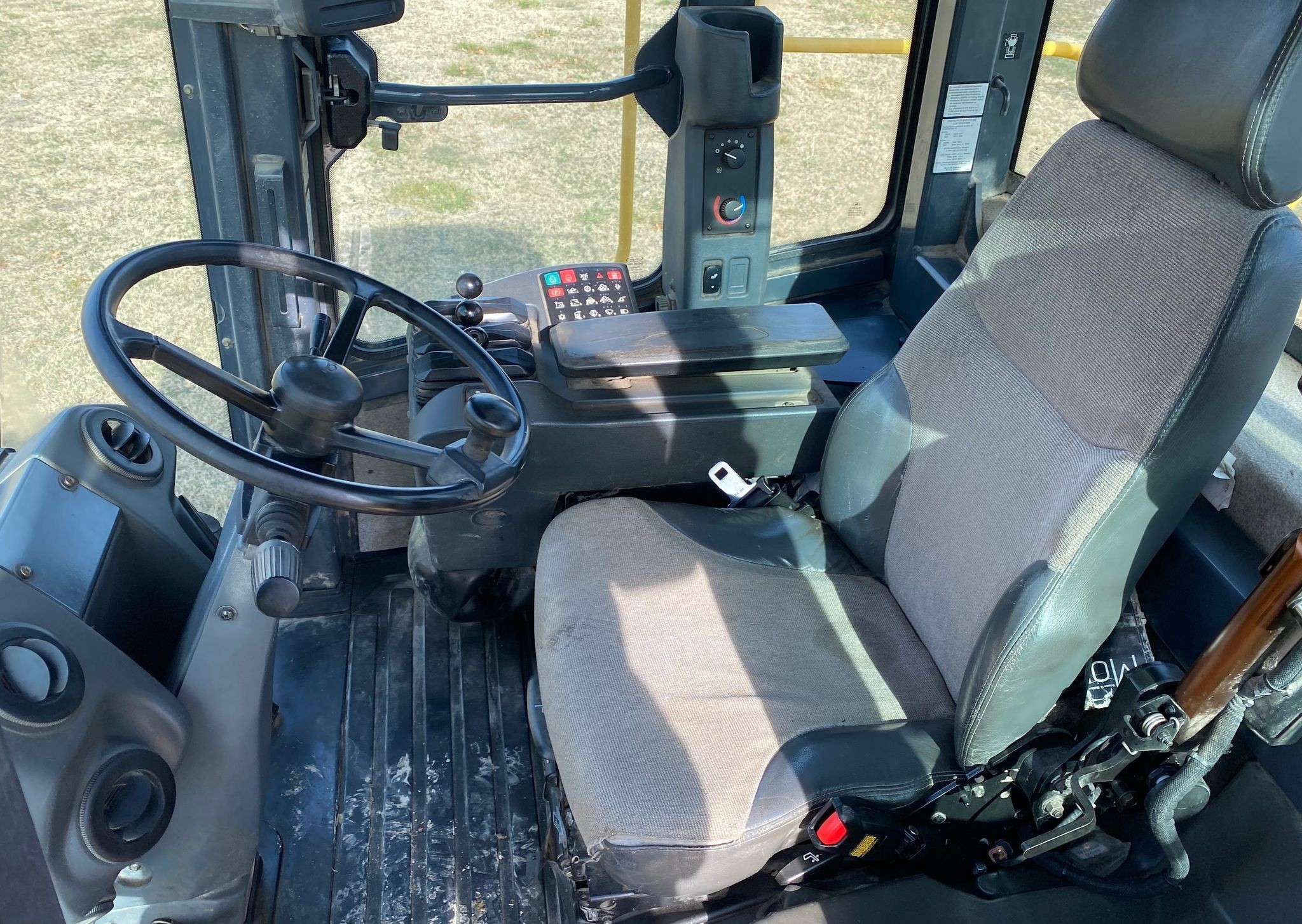 gallery 2011 John Deere 844K wheel loader