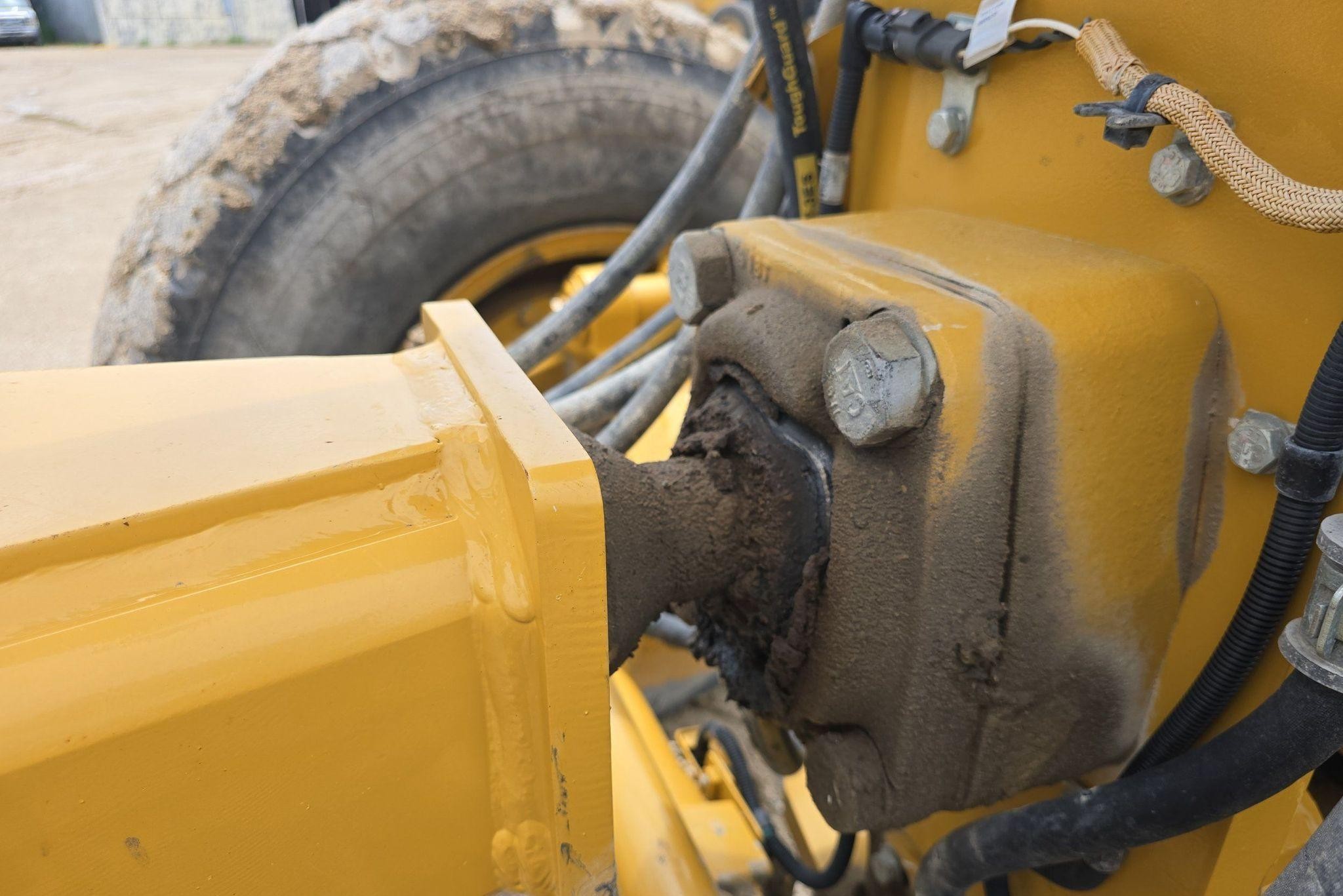 gallery 2012 Caterpillar 140M2 motor grader