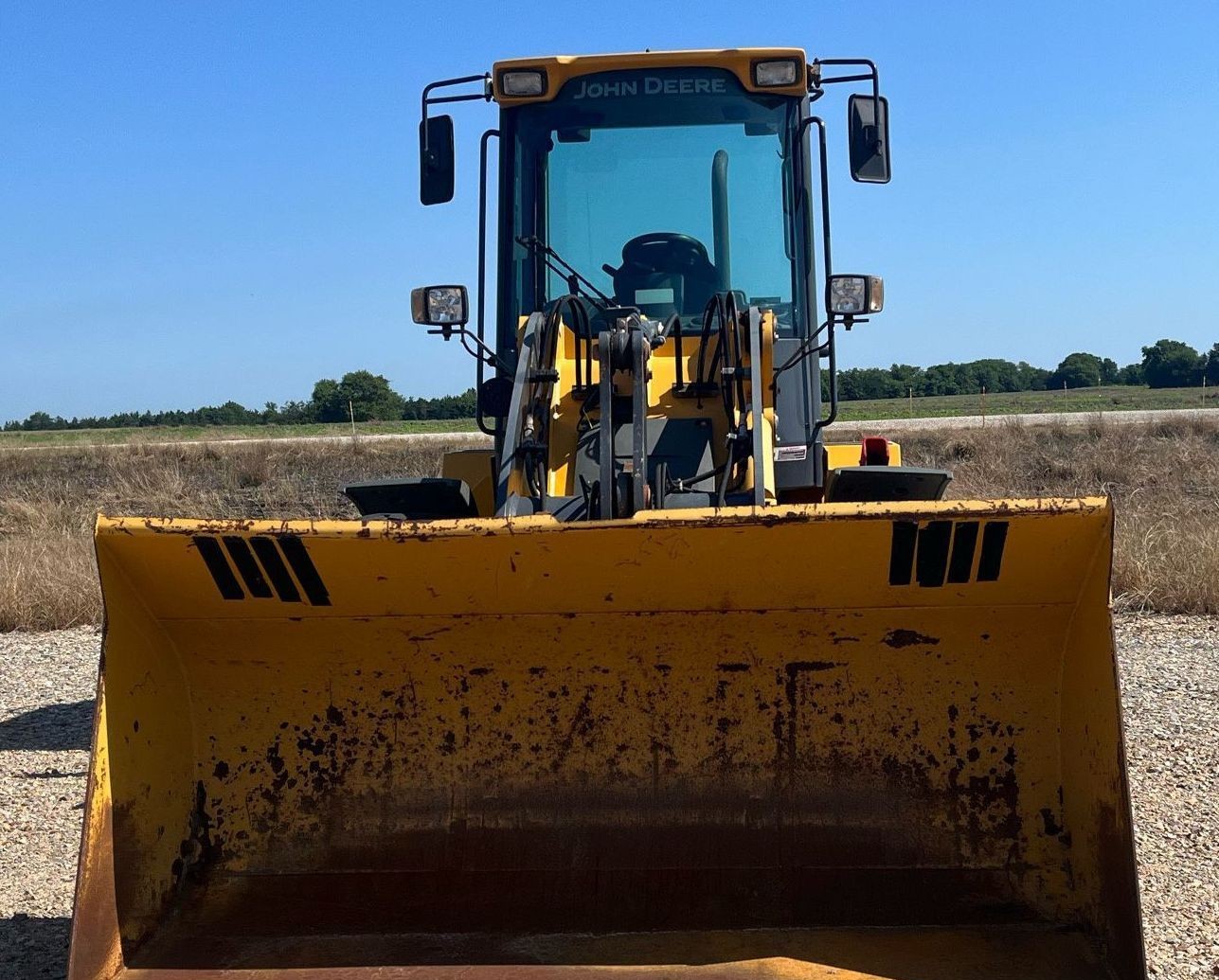 gallery 2016 John Deere 324K wheel loader