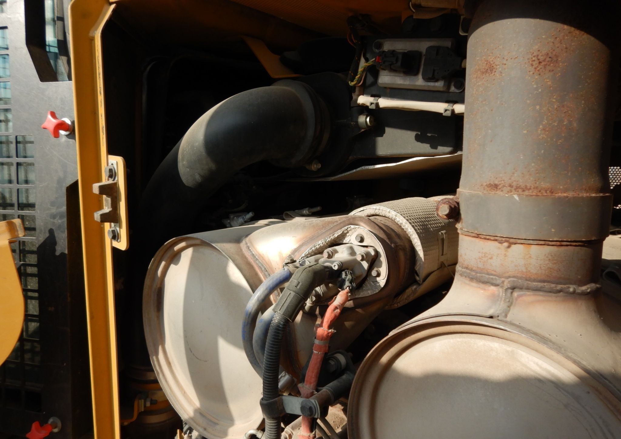 gallery 2016 Caterpillar D6T XL dozer