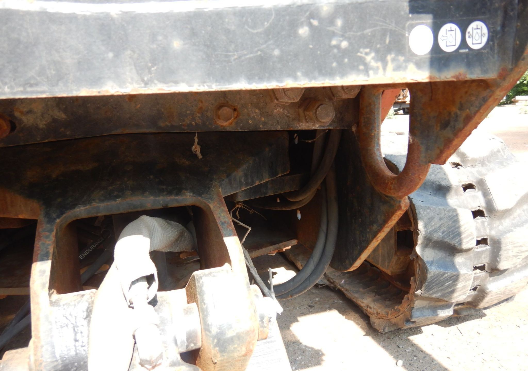 gallery 2004 Ditch Witch HT115 cable plow