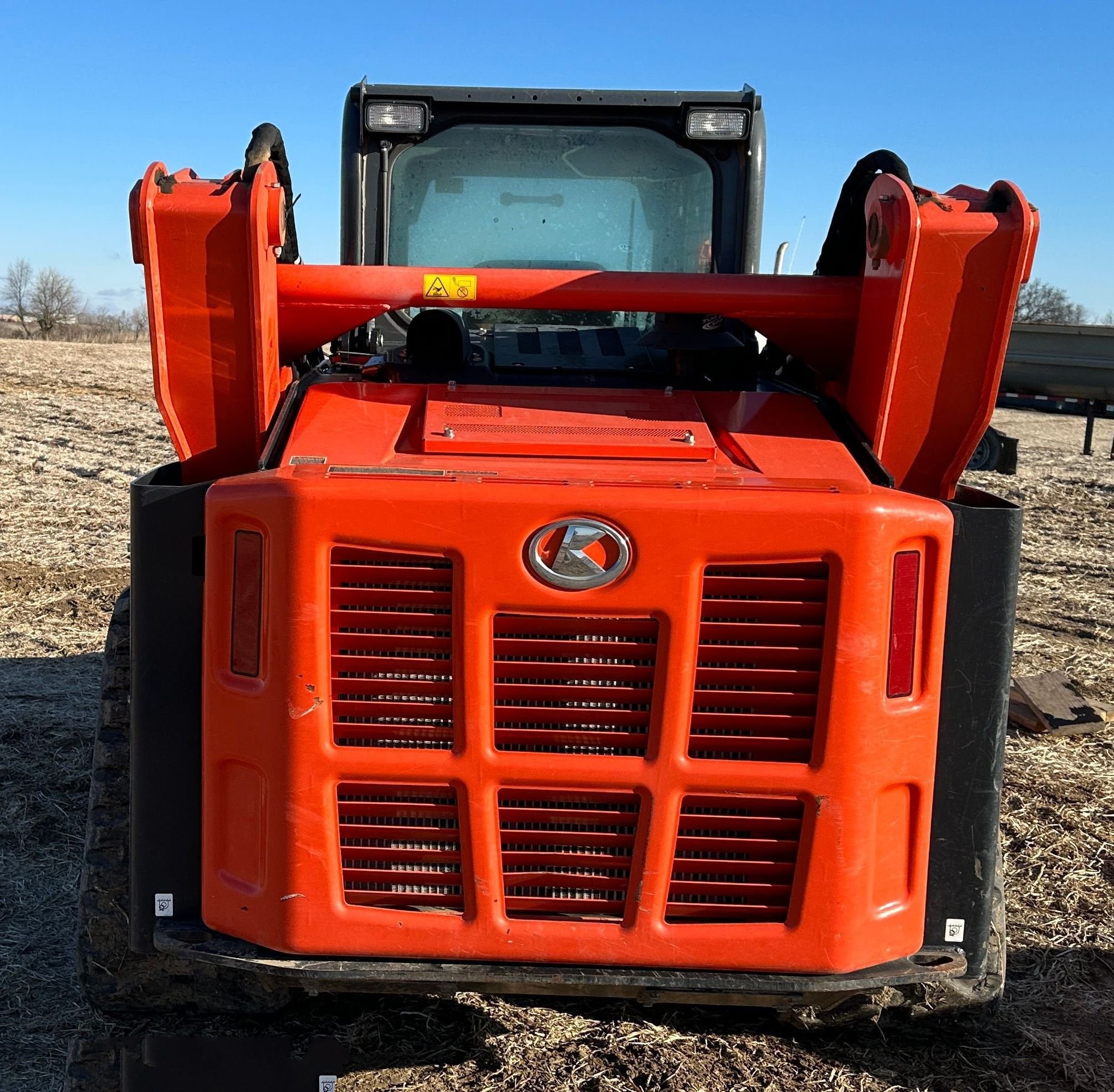 gallery 2019 Kubota SVL95-2S tracked skid steer loader