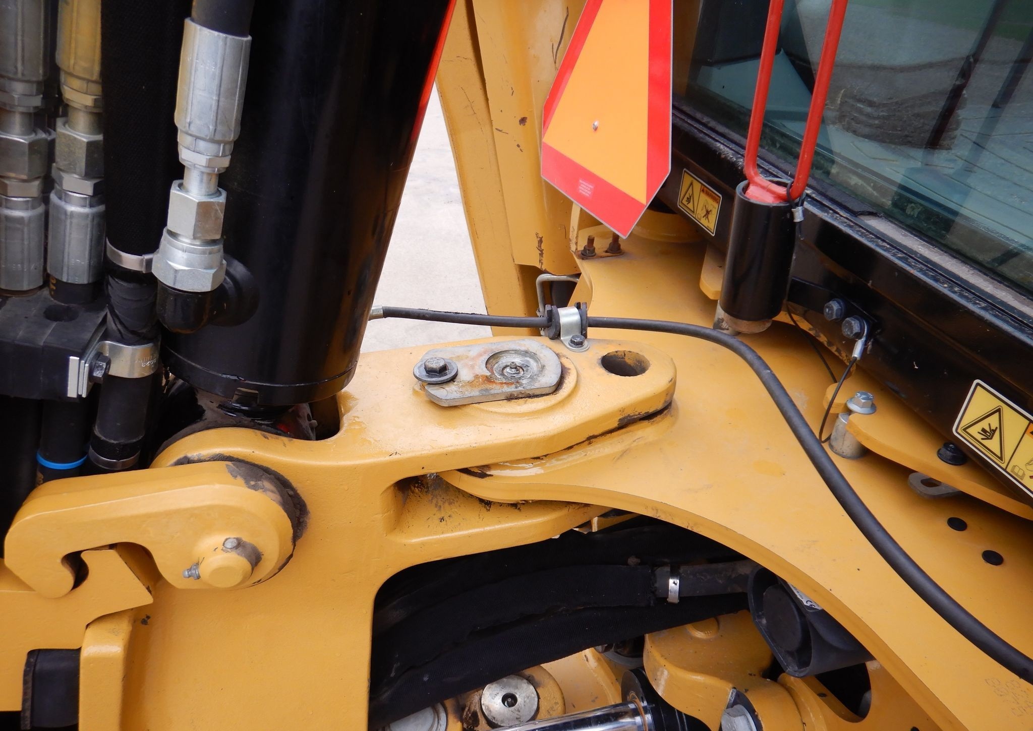 gallery 2014 Caterpillar 430F backhoe