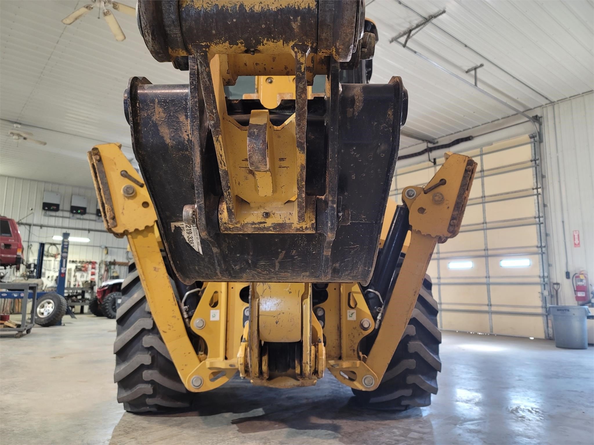 gallery 2018 Caterpillar 420F2 Backhoe
