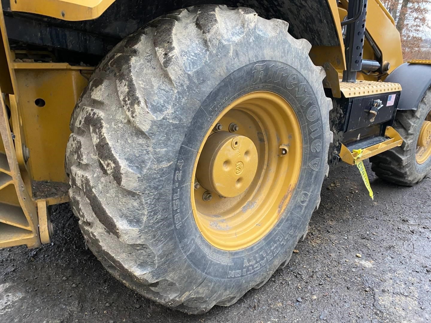 gallery 2015 CATERPILLAR 420F2