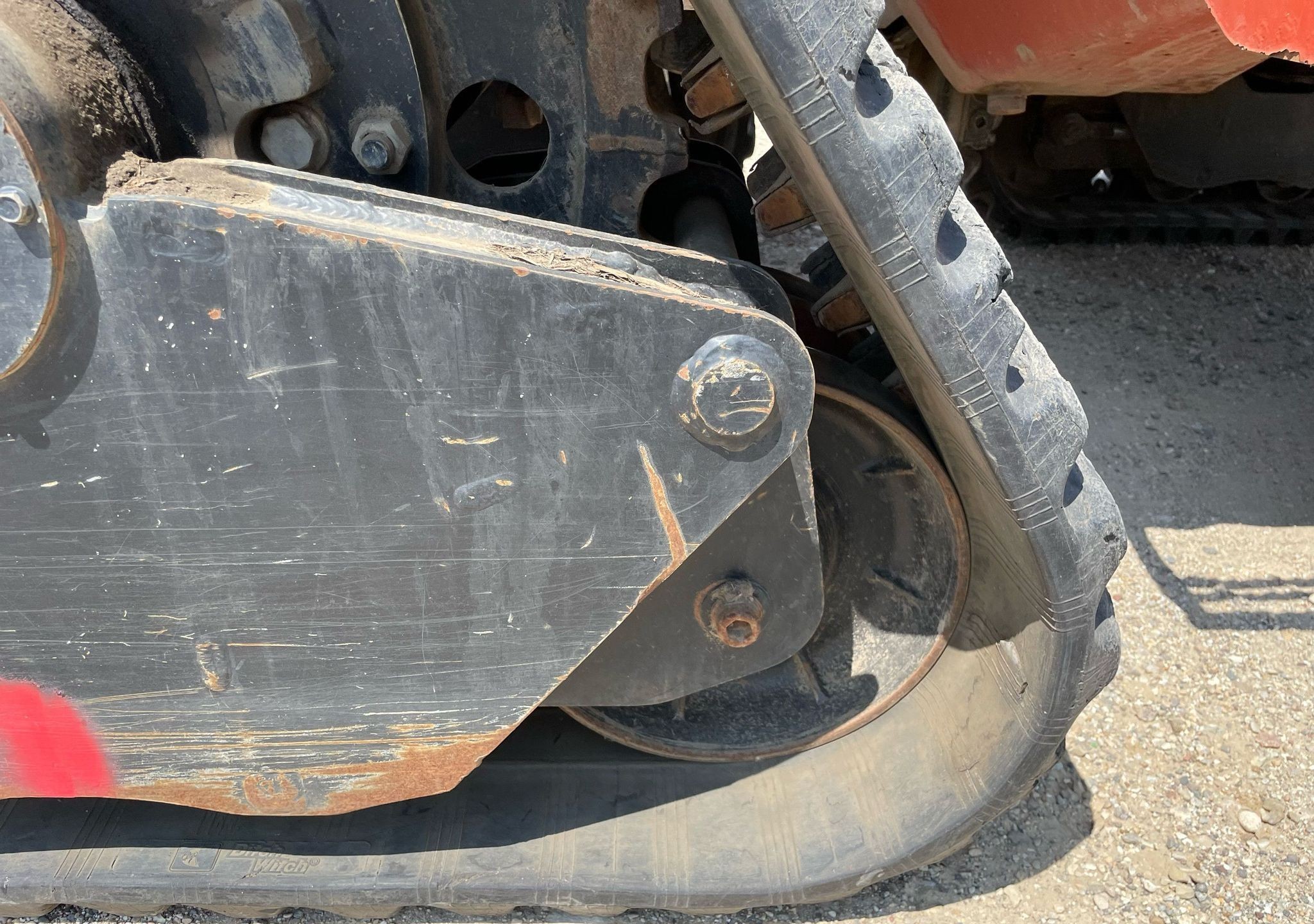 gallery 2011 Ditch Witch RT115 Quad vibratory cable plow