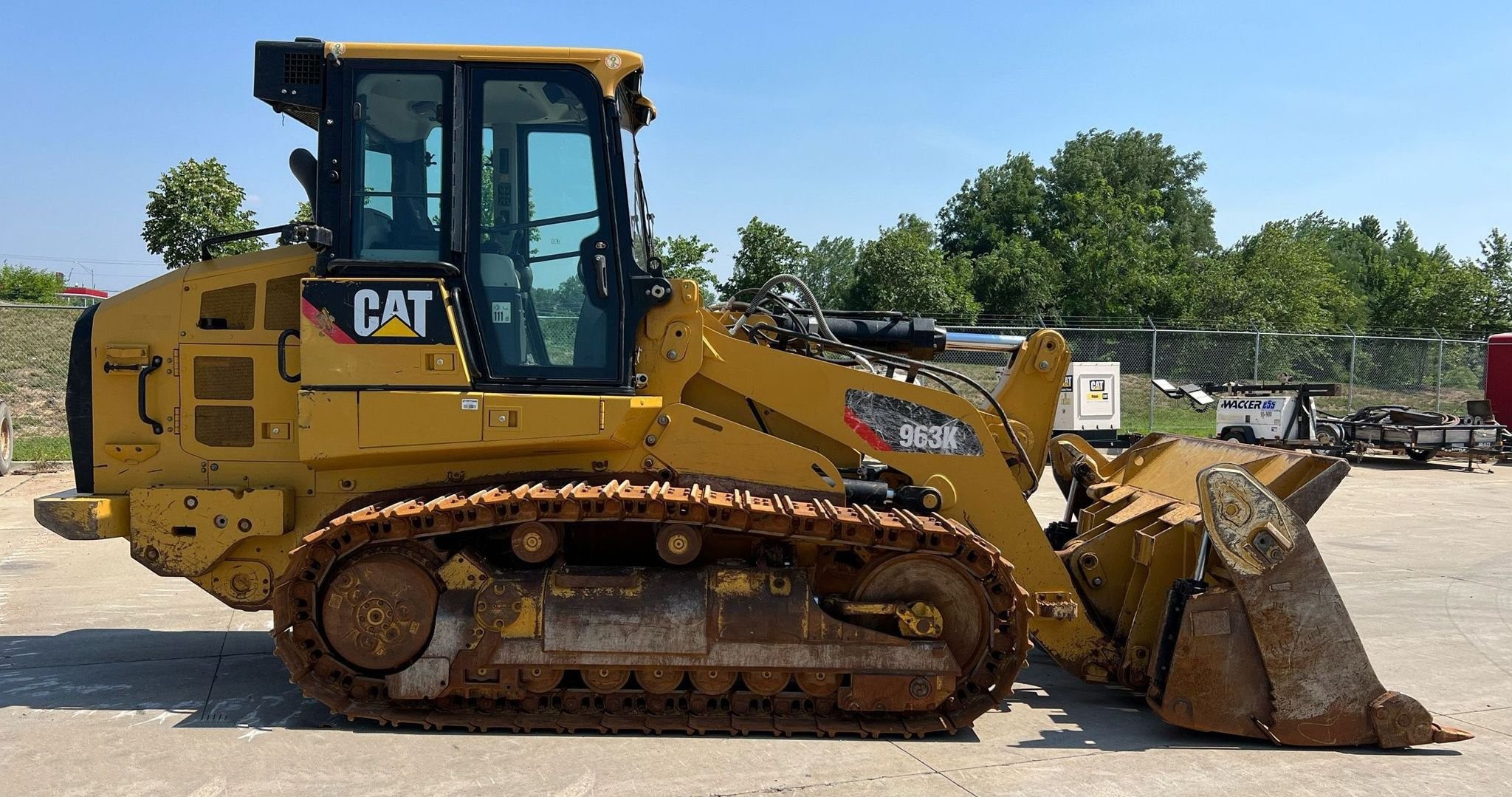 gallery 2016 Caterpillar 963K track loader