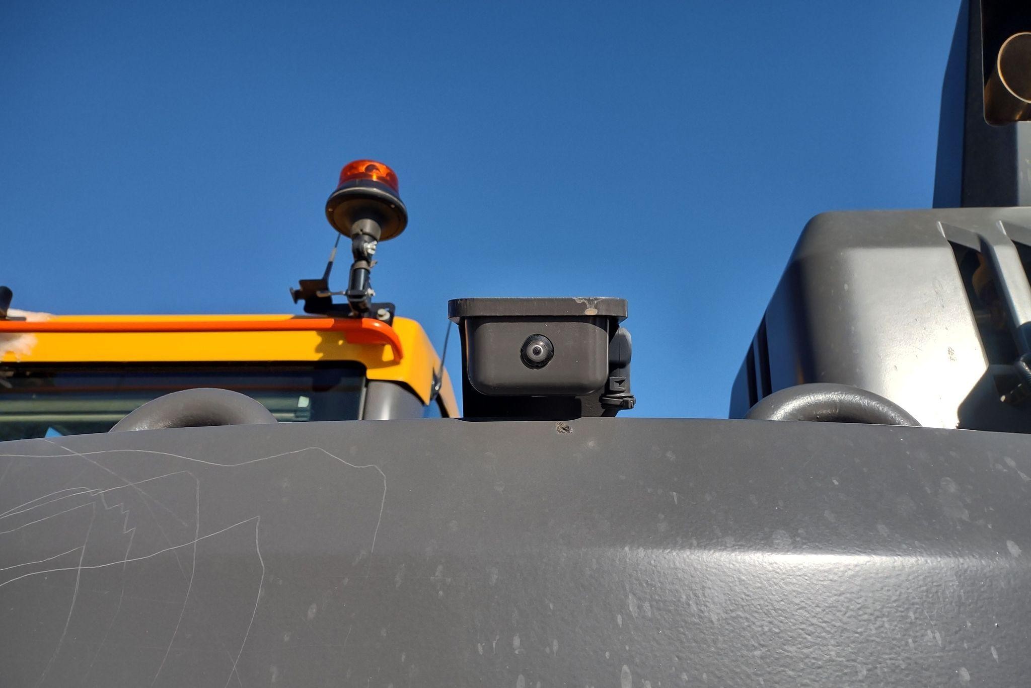 gallery 2021 Volvo ECR145EL excavator