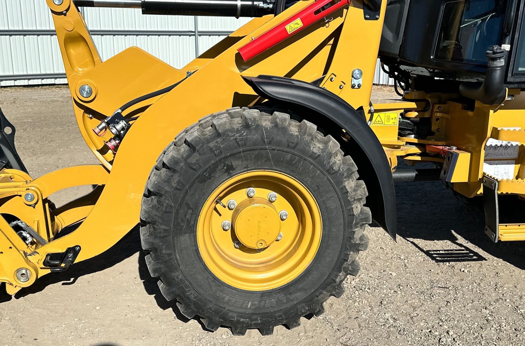 gallery 2023 Caterpillar 908 wheel loader
