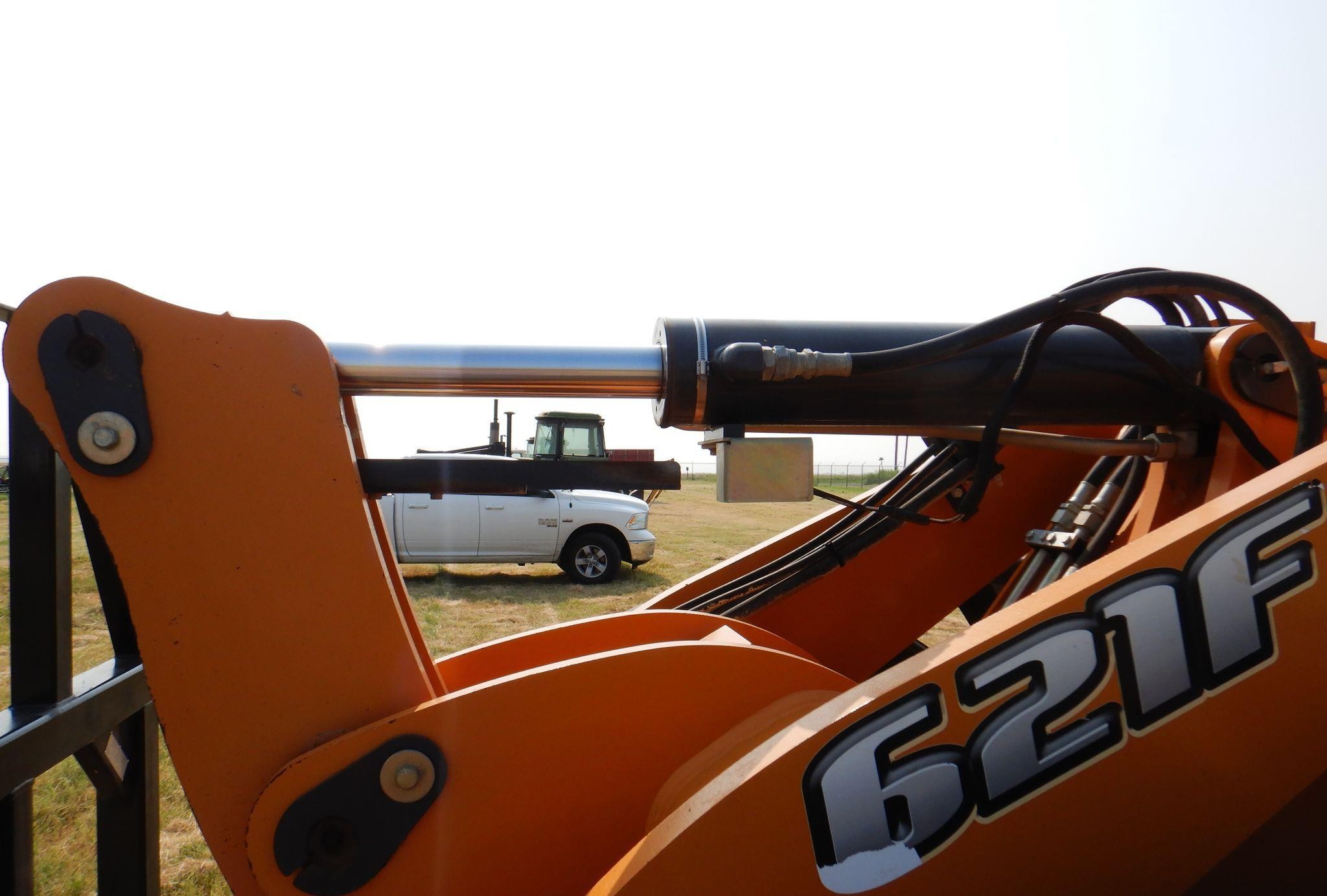 gallery 2014 Case 621F  wheel loader