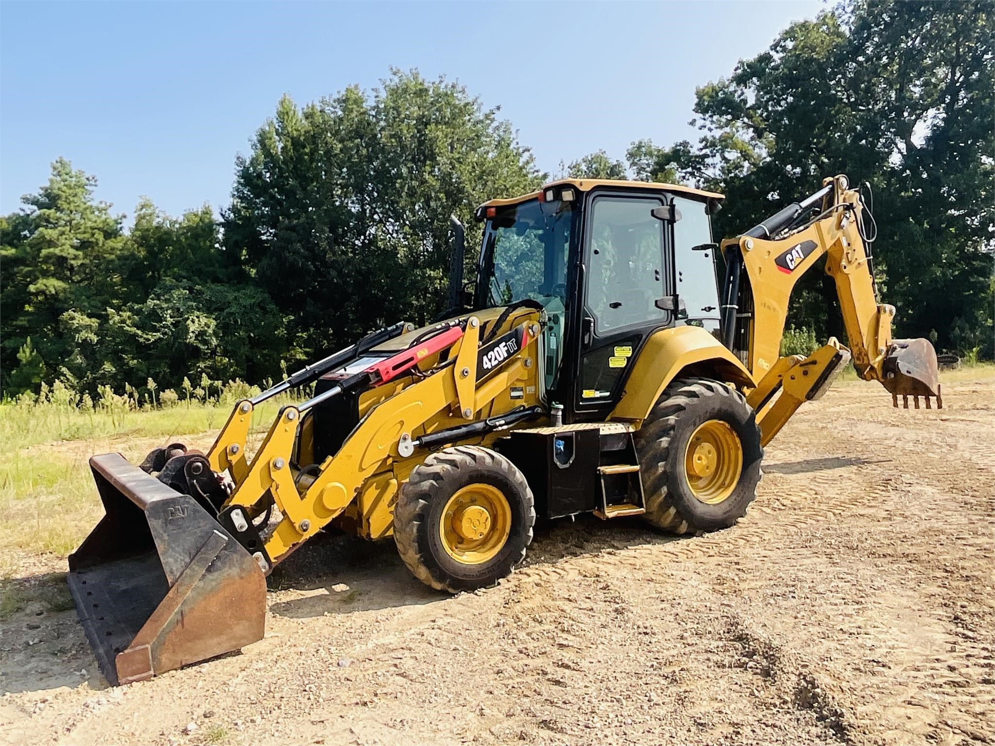 gallery 2015 CATERPILLAR 420F2 IT