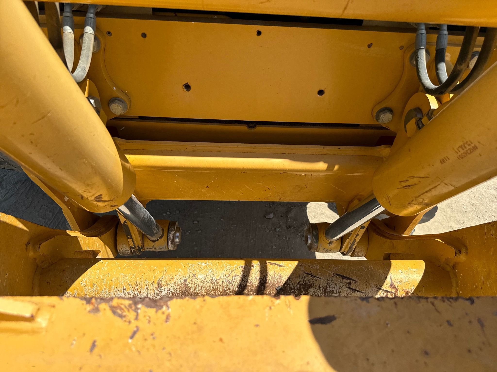 gallery 2011 John Deere 772G motor grader
