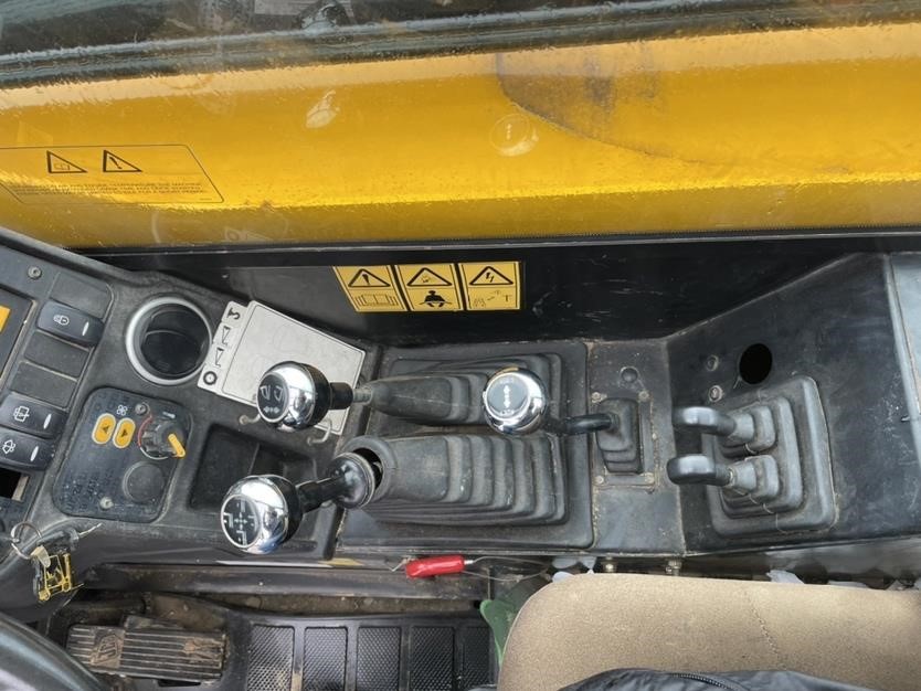 gallery 2013 Jcb 535-140 4x4x4 Telehandler