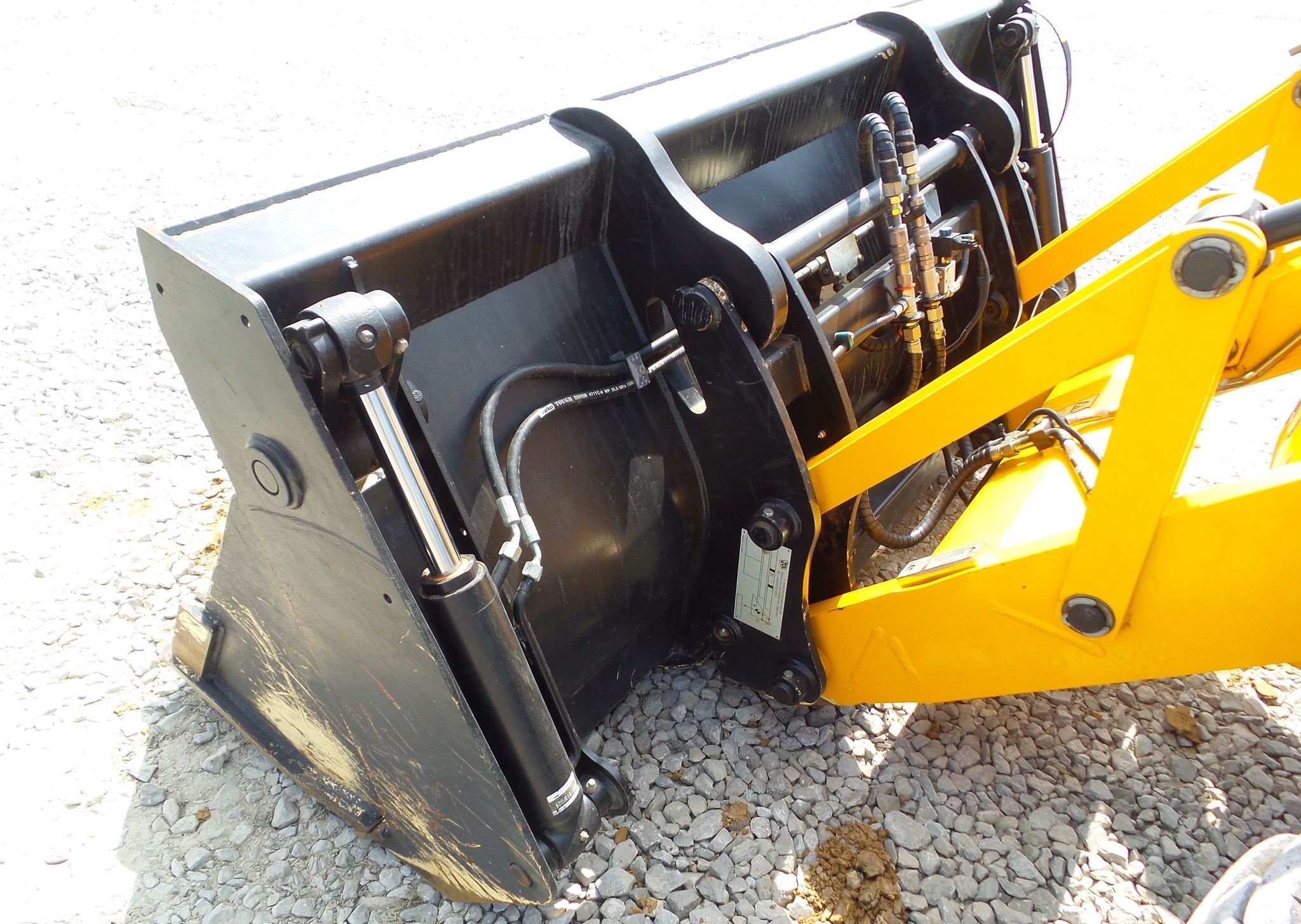 gallery 2016 JCB 3CX-15 backhoe