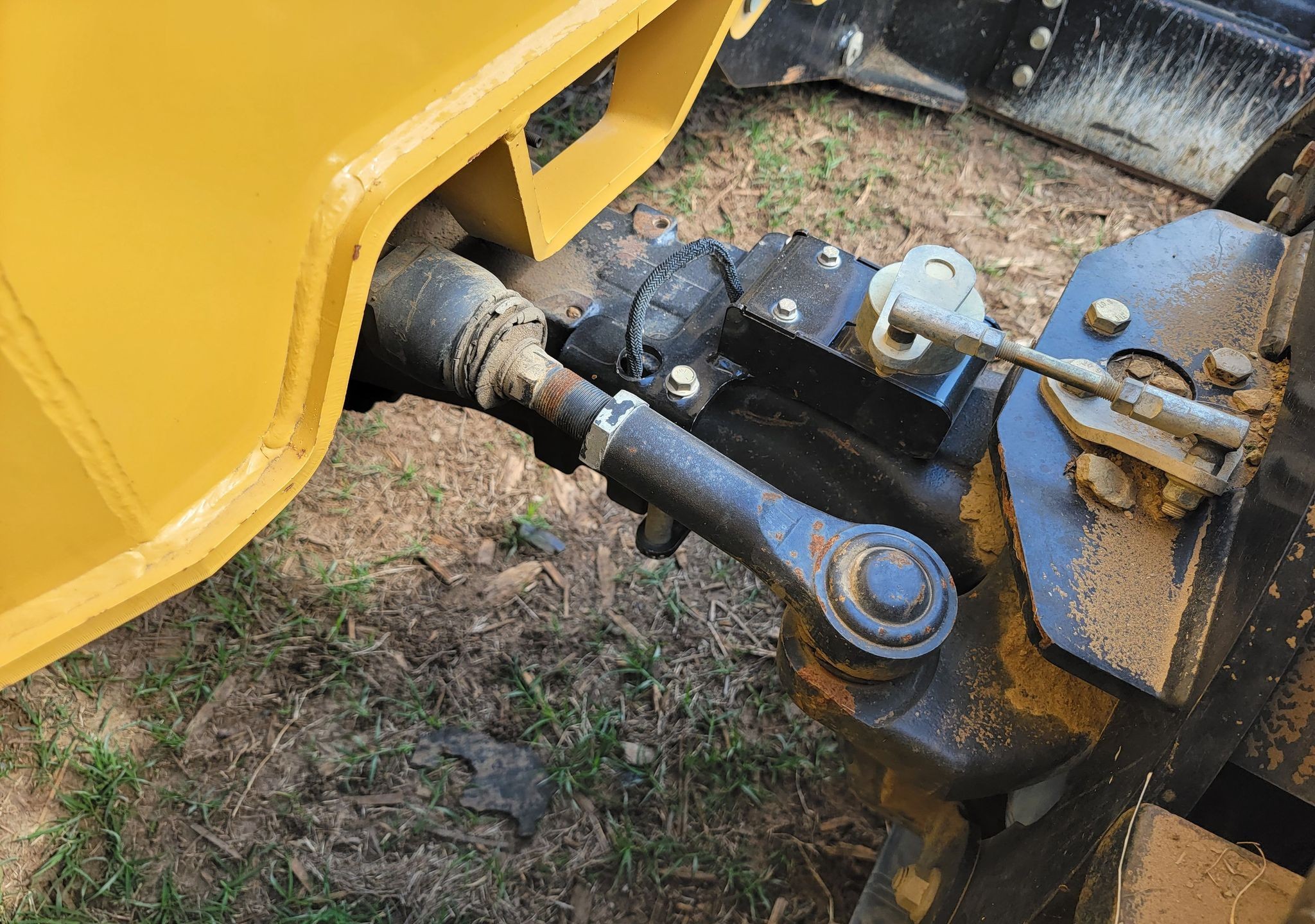 gallery 2013 Vermeer RTX1250 rock saw