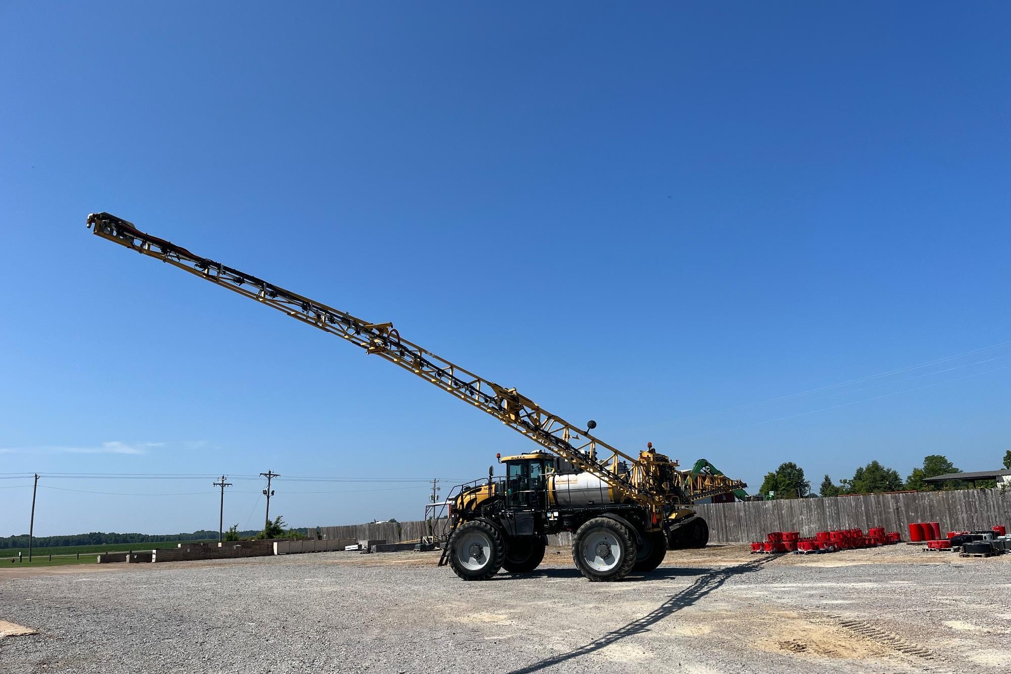 gallery 2019 RoGator RG1300C Self-Propelled Sprayer