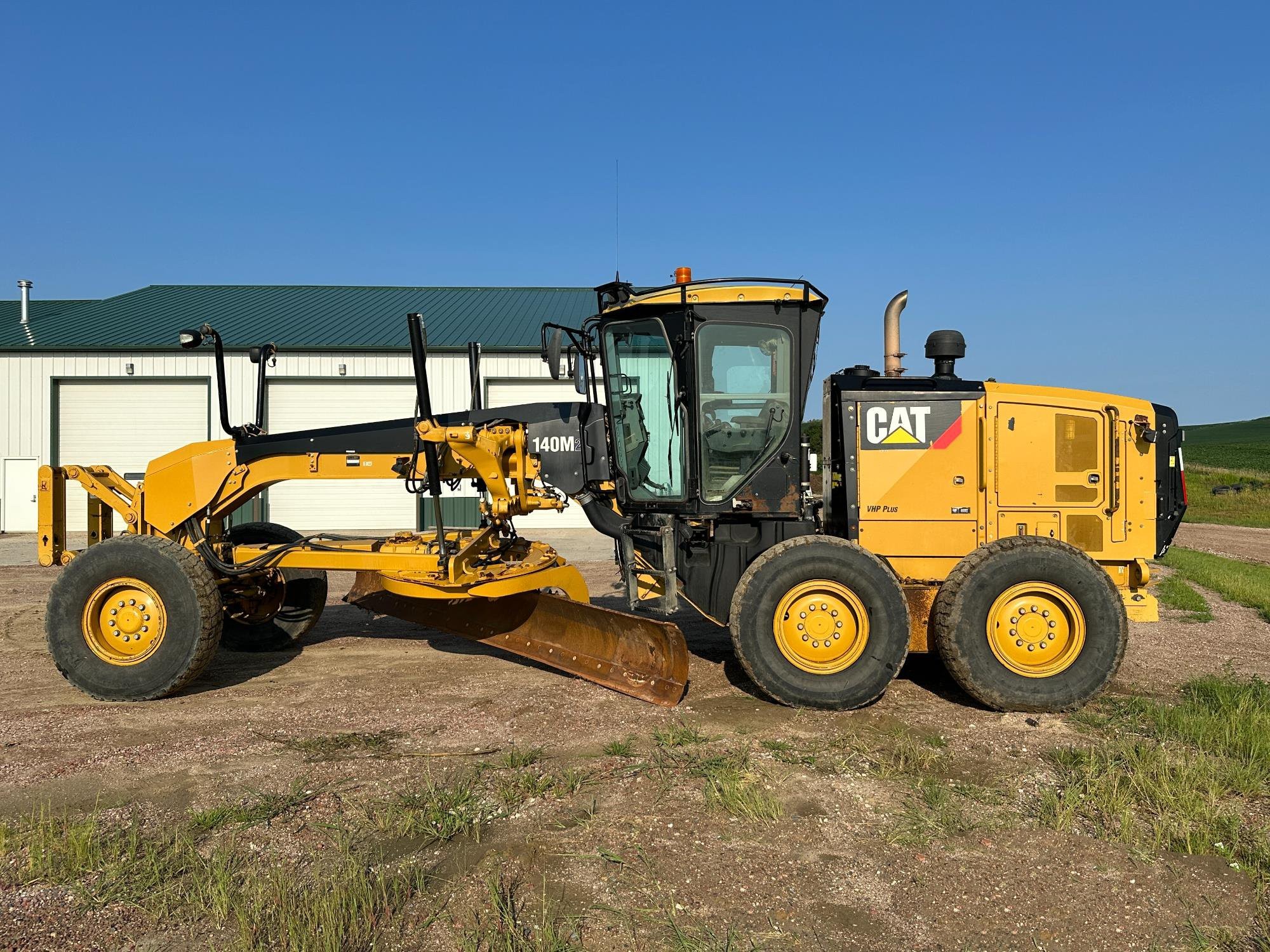 gallery 2014 Caterpillar 140M2 VHP Plus Motor Grader