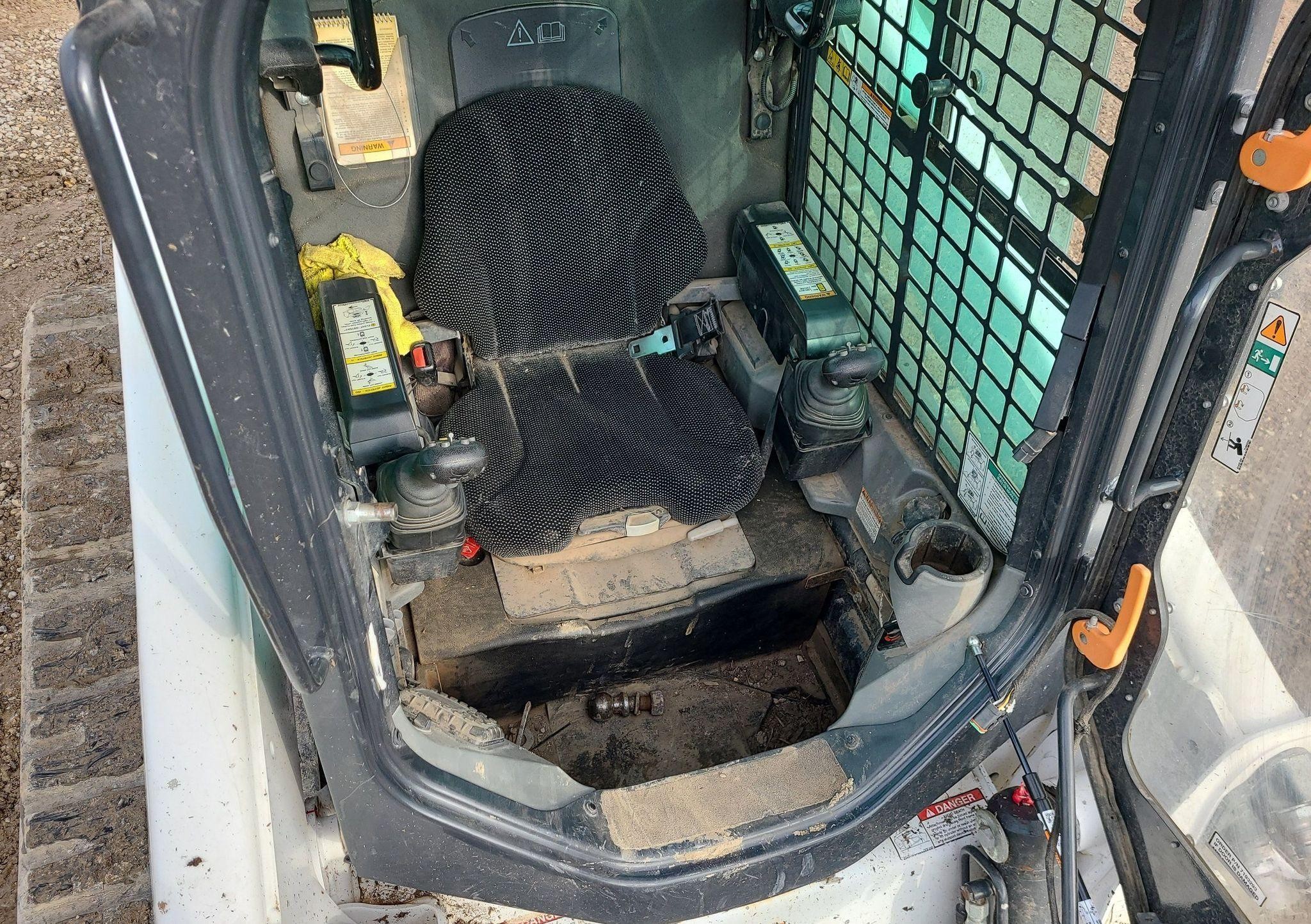 gallery 2019 Bobcat T770 tracked skid steer loader