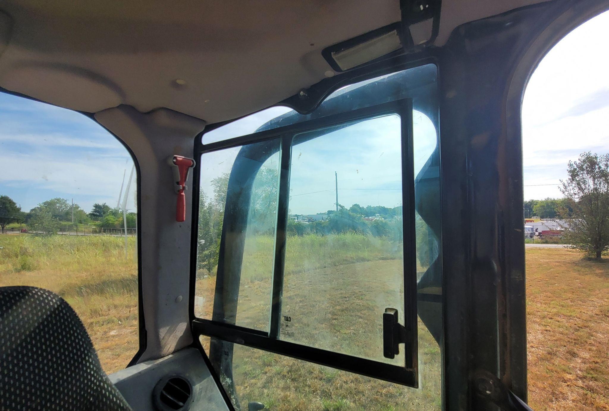 gallery 2019 Caterpillar 306CR  mini excavator