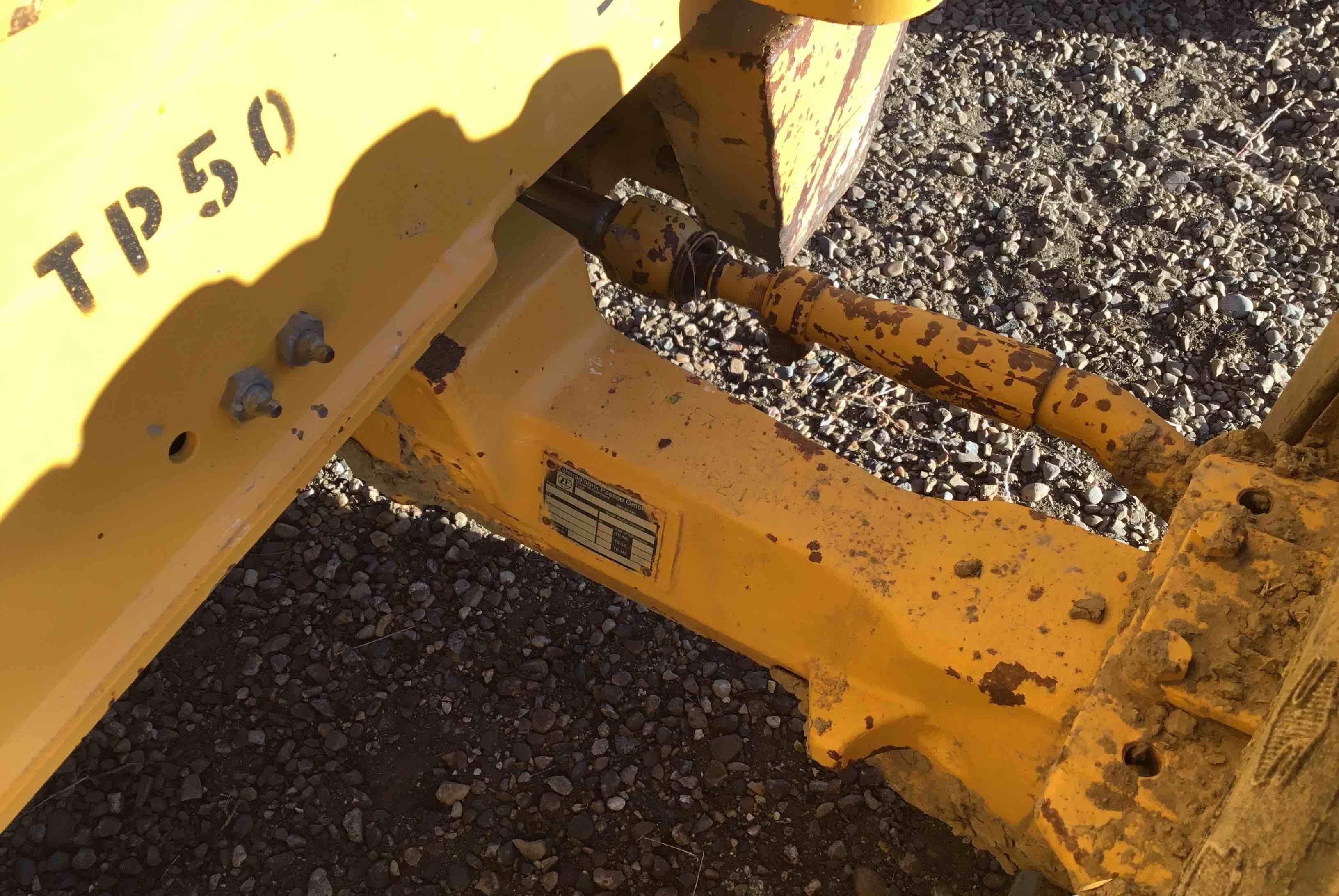 gallery 2001 John Deere 310G 4x4 Loader Backhoe WExtendahoe