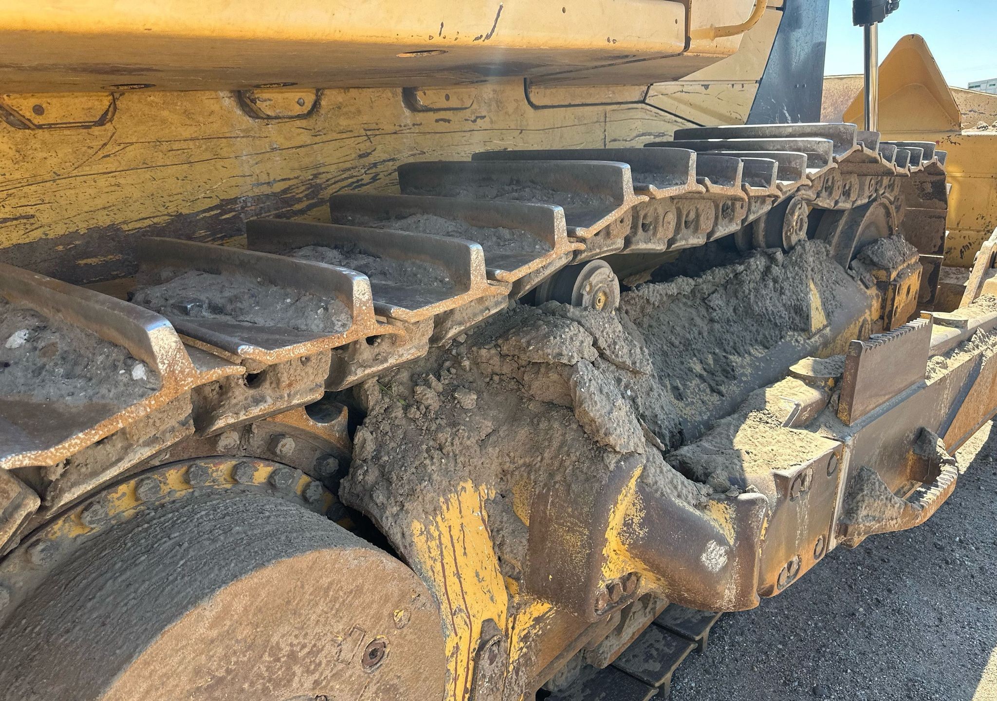 gallery 2013 John Deere 1050J Dozer