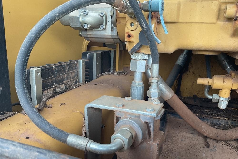 gallery 2011 Caterpillar M322D Wheeled Excavator