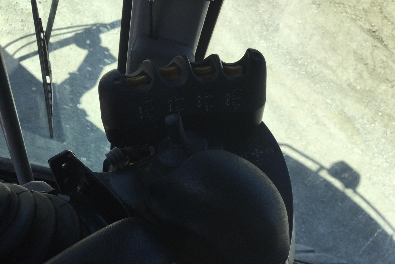 gallery 2011 Caterpillar 140M VHP Grader